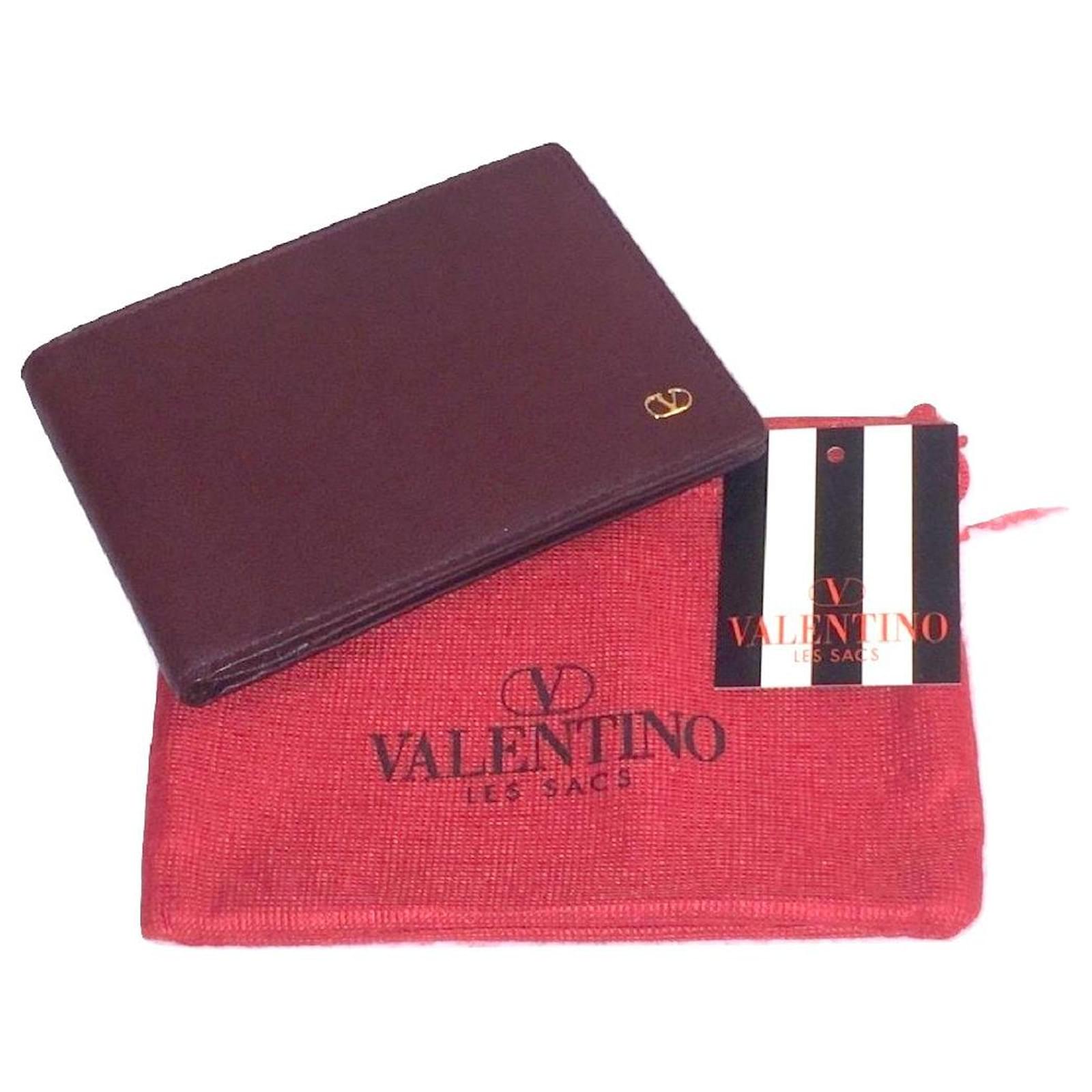 Rekvisitter Afsnit Være Valentino Garavani VALENTINO vintage wallet Dark red Leather ref.193907 -  Joli Closet