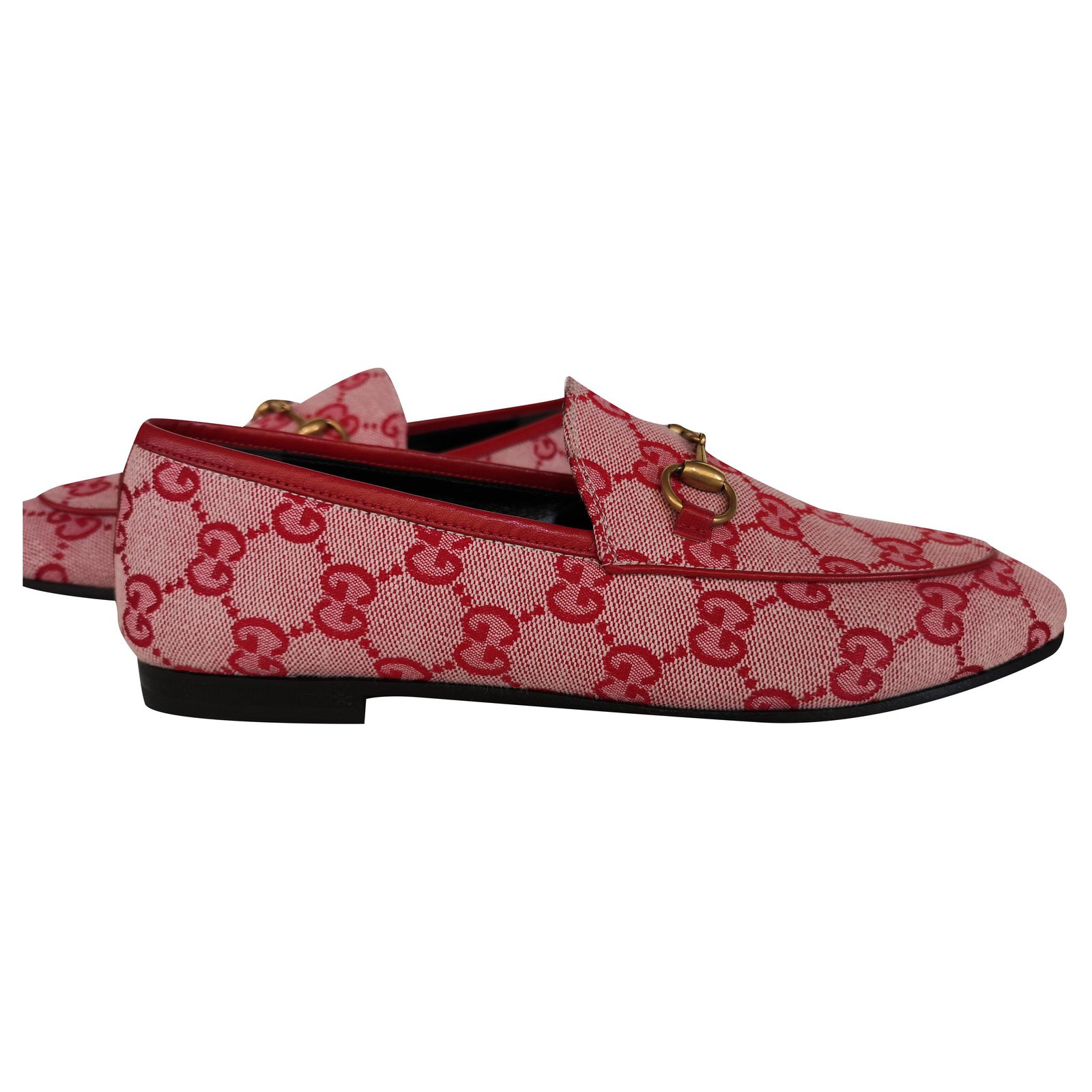 GUCCI: Jordan loafer in smooth leather with metal clamp and star