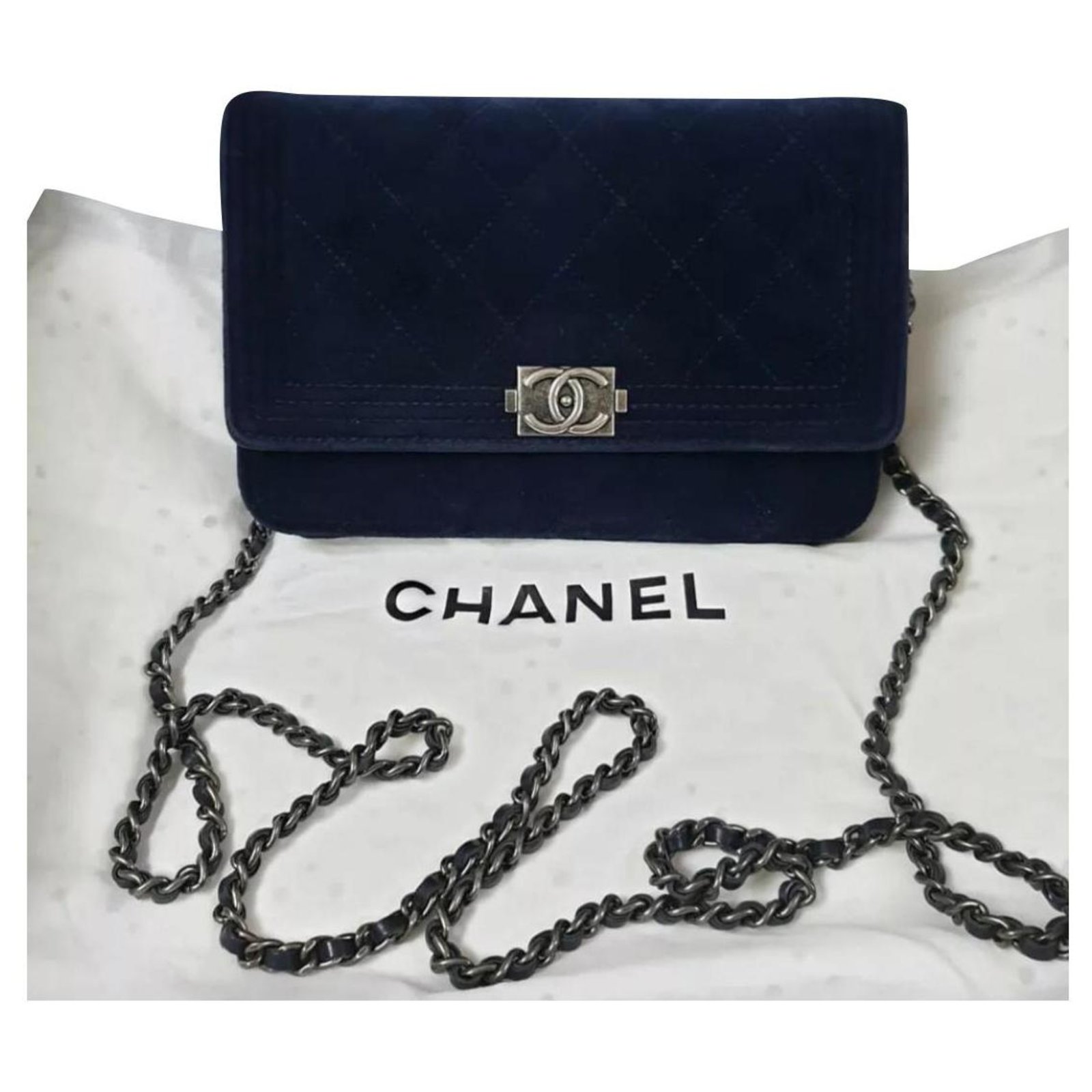 Chanel Navy Quilted Grained Calfskin WOC Wallet On Chain Gold