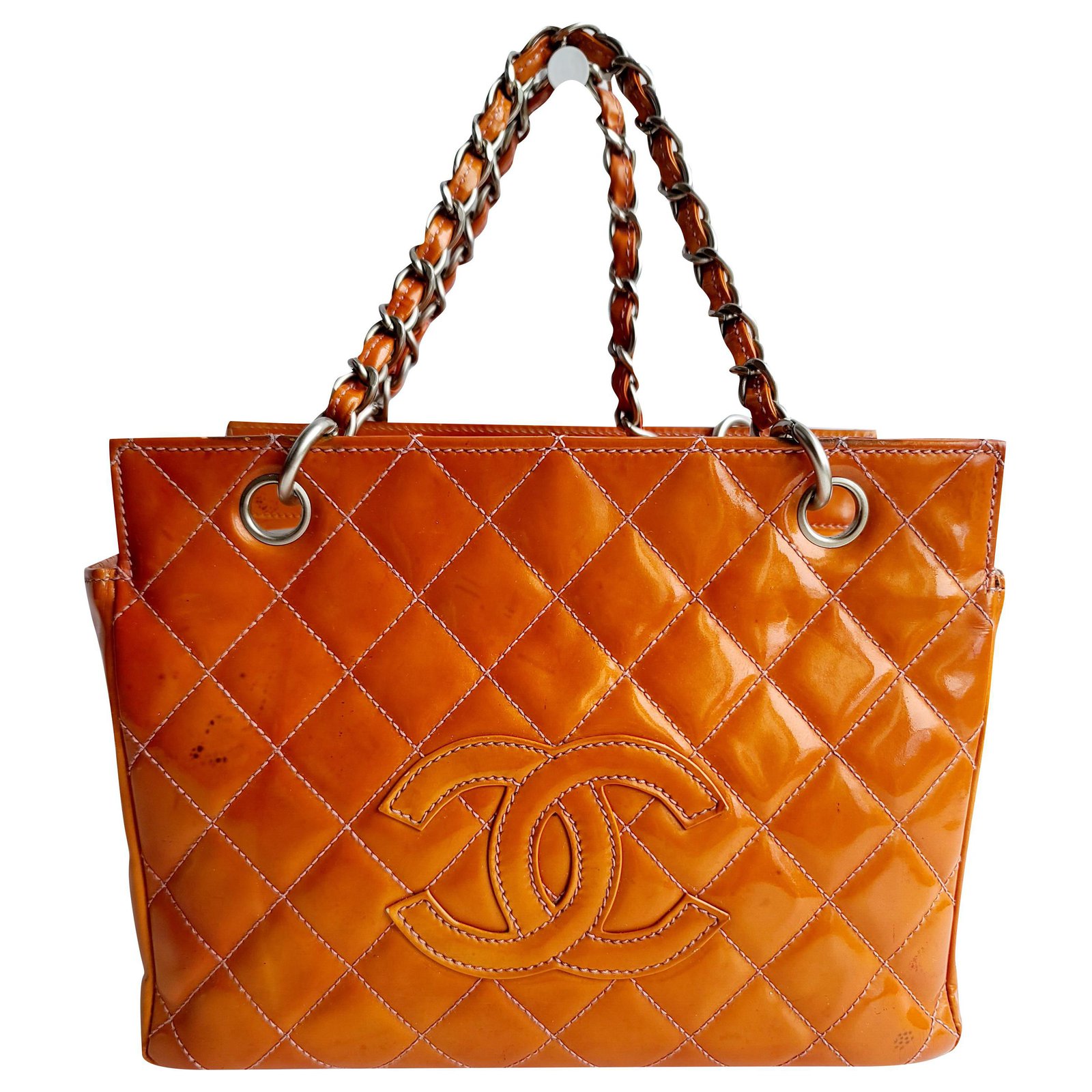 Trendy CC CHANEL Quilted Patent Leather Chain Hand Bag Orange ref