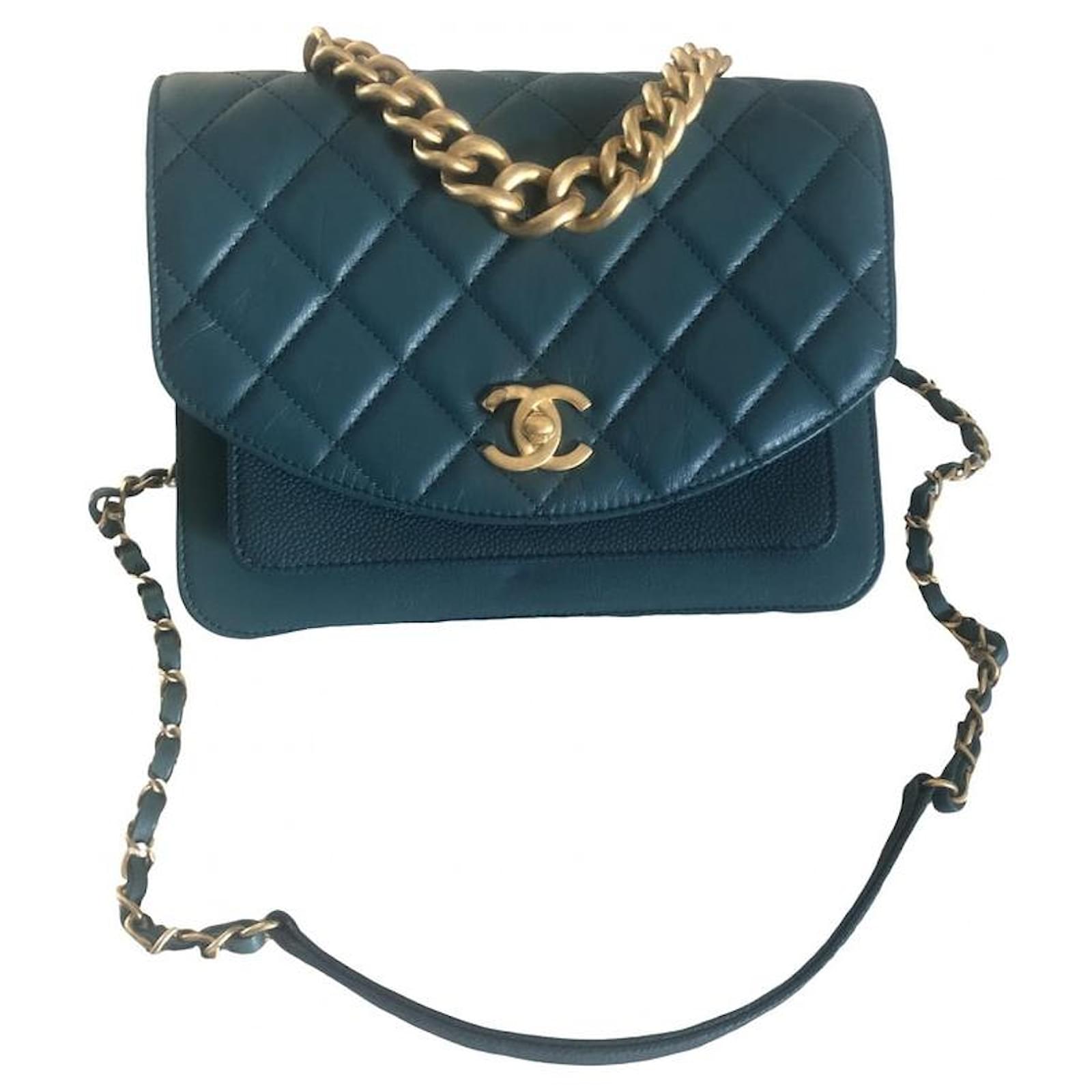 chanel blue crossbody bolsa
