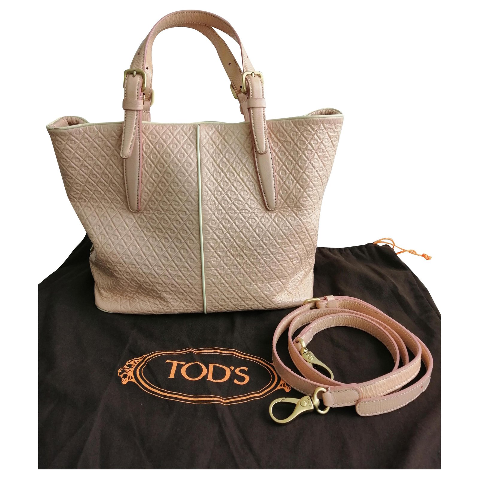 tods totes