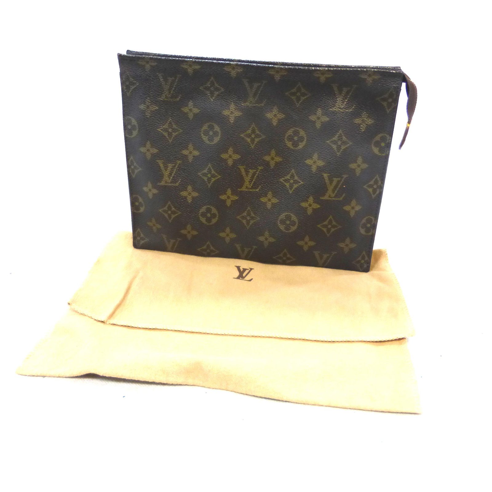 Louis Vuitton Toiletry pouch 26 Monogram Brown Leather ref.199239