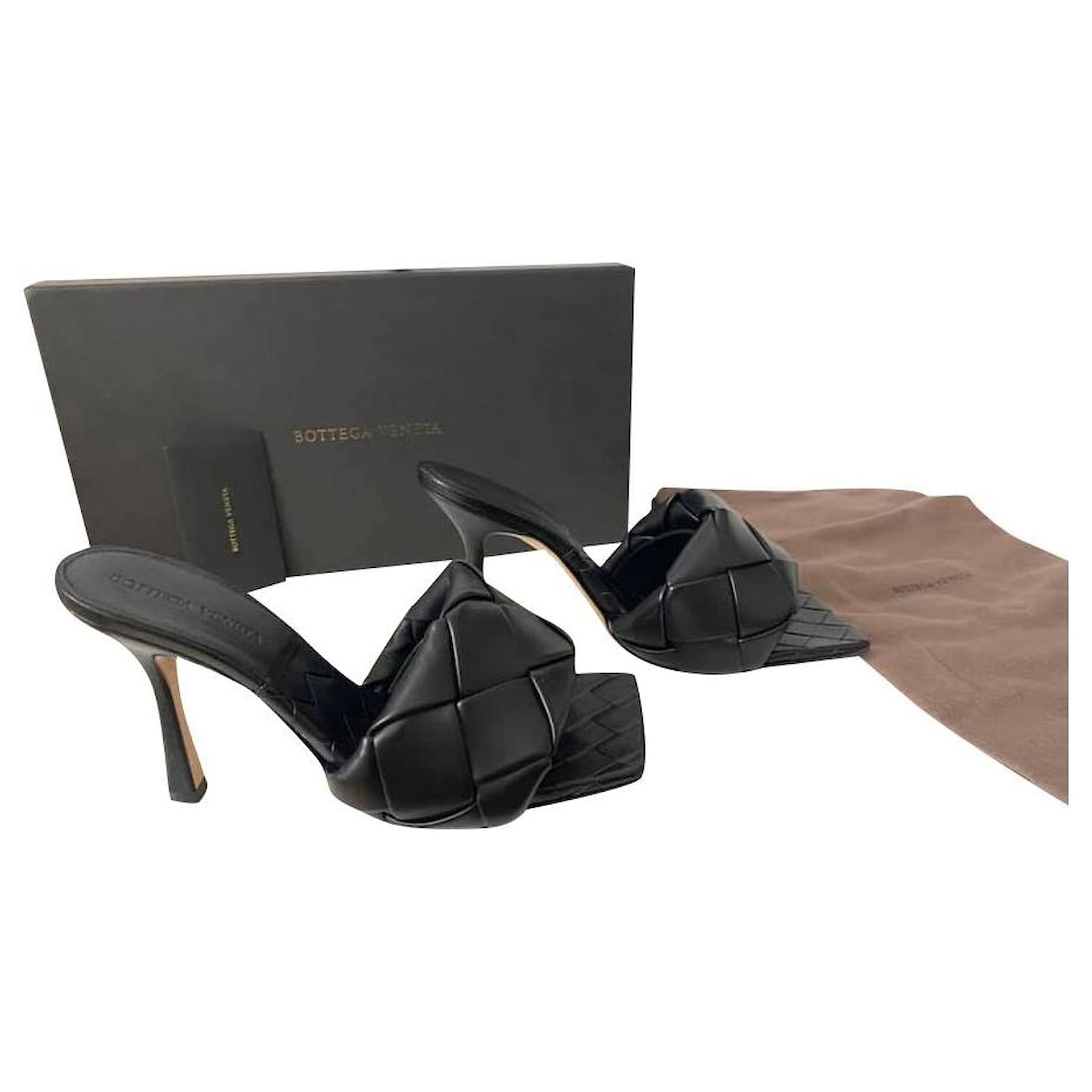 Bottega Veneta Sandals Black Leather Ref Joli Closet