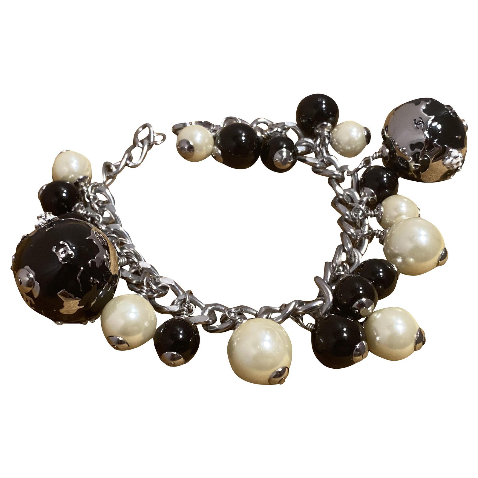 Chanel white pearl bracelet
