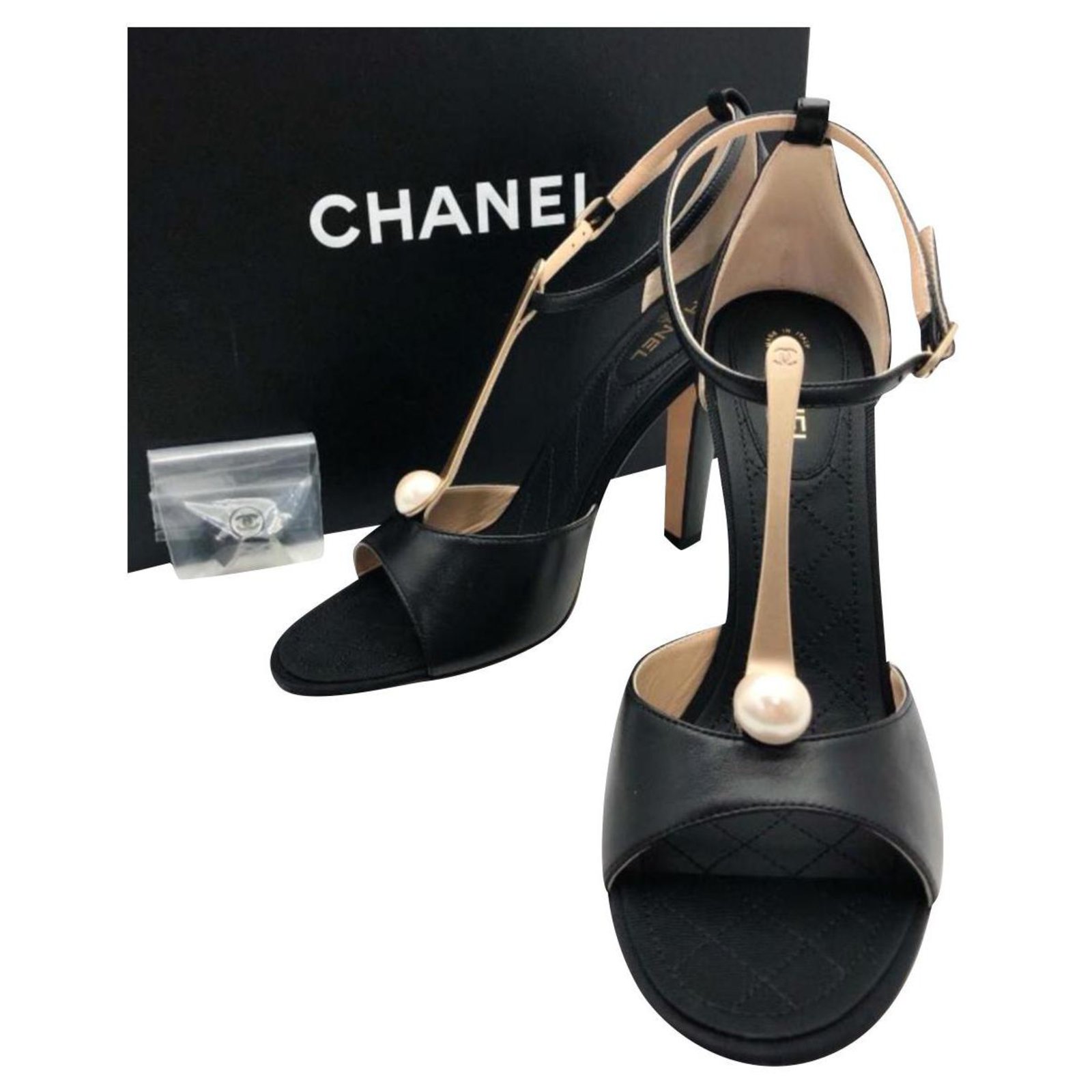 Chanel pearl T bar heels shoes sz 38.5 Black Leather ref.201077 - Joli  Closet