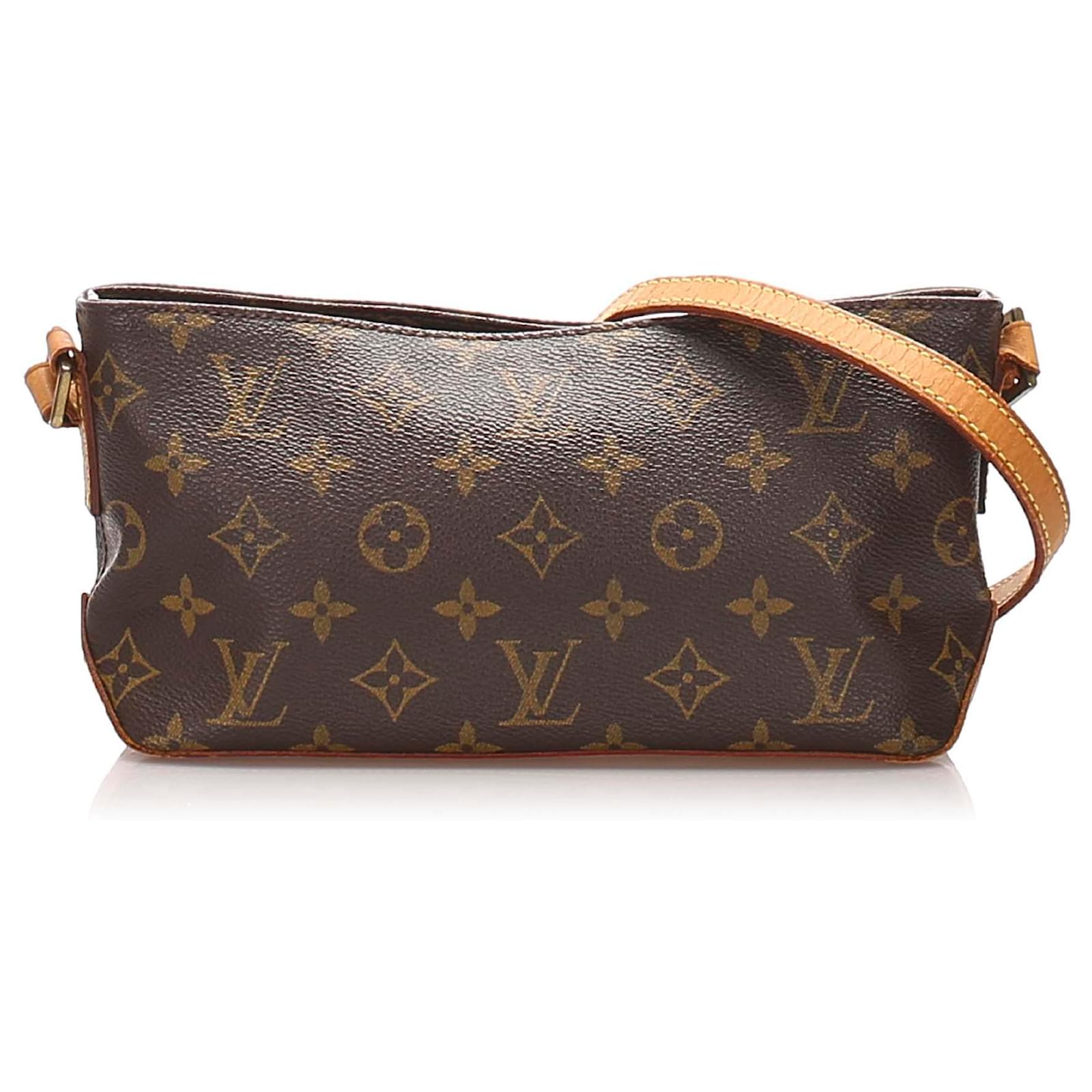 Louis Vuitton Brown Monogram Trotteur Castaño Cuero Lienzo ref.203642 -  Joli Closet