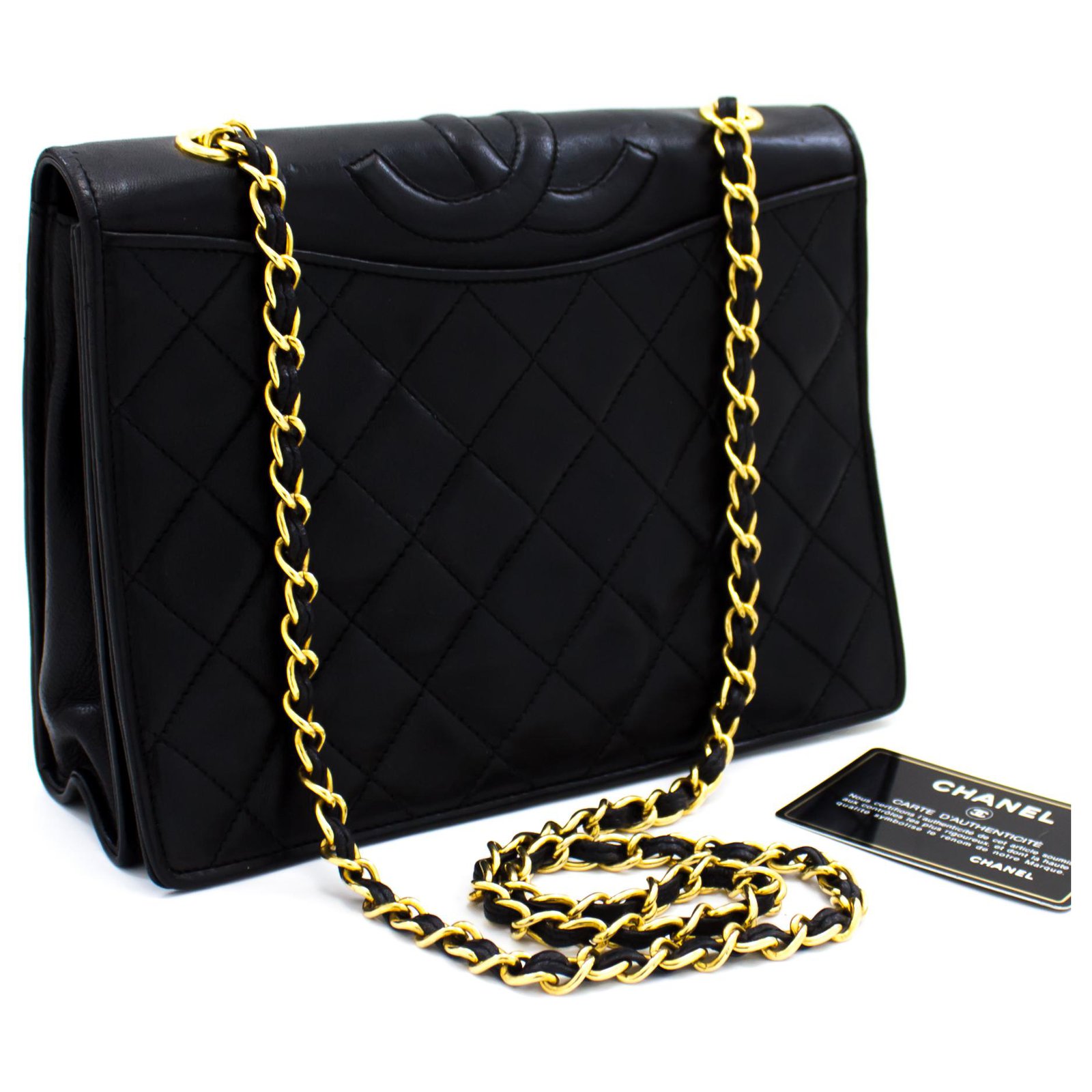 chanel black quilted bag gold chain