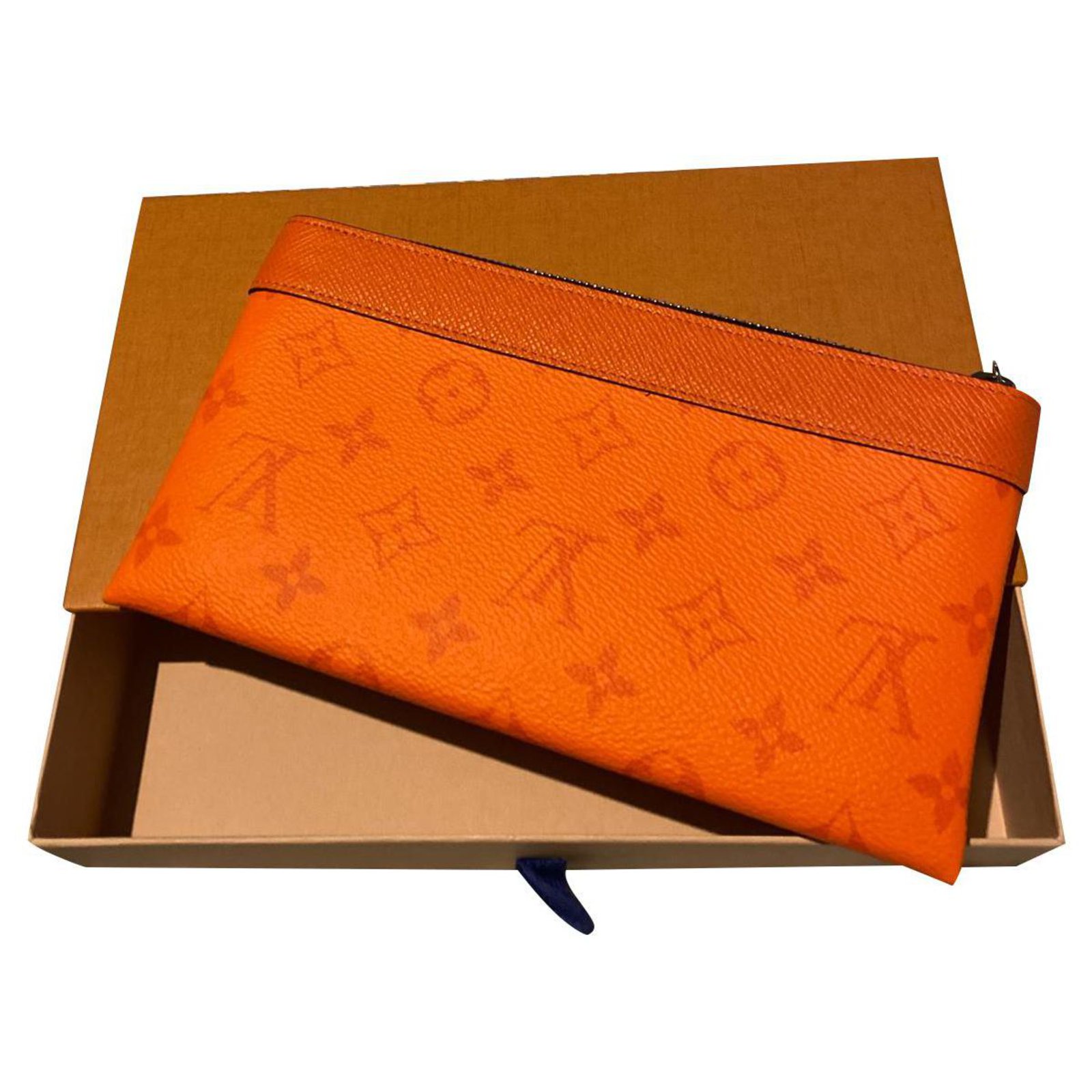 Slender Louis Vuitton Discovery pochette Orange Leather ref.204124