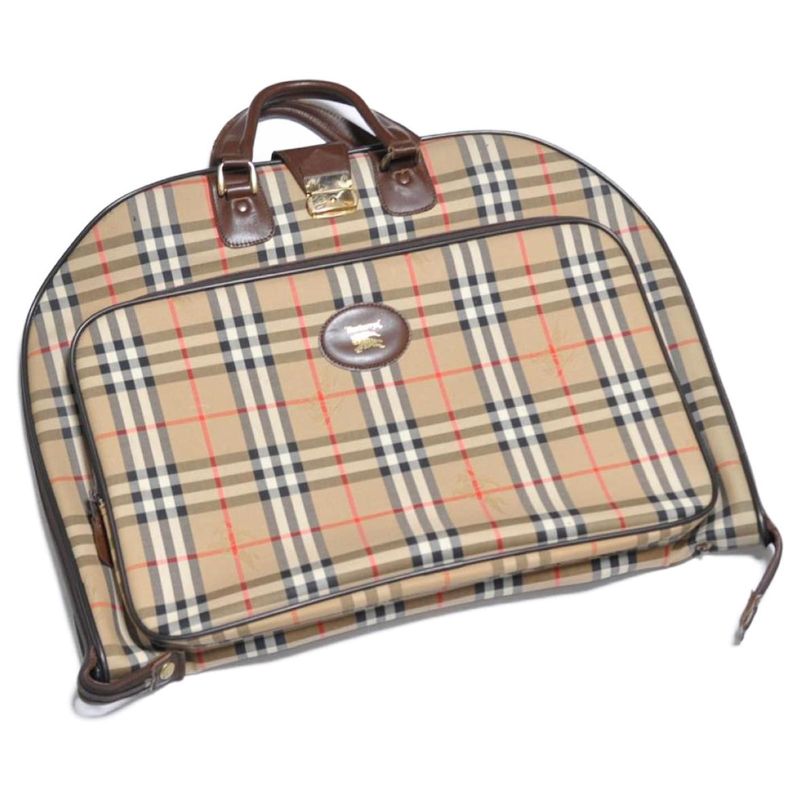 Cartella Burberry Beige Tela ref.205964 - Joli Closet