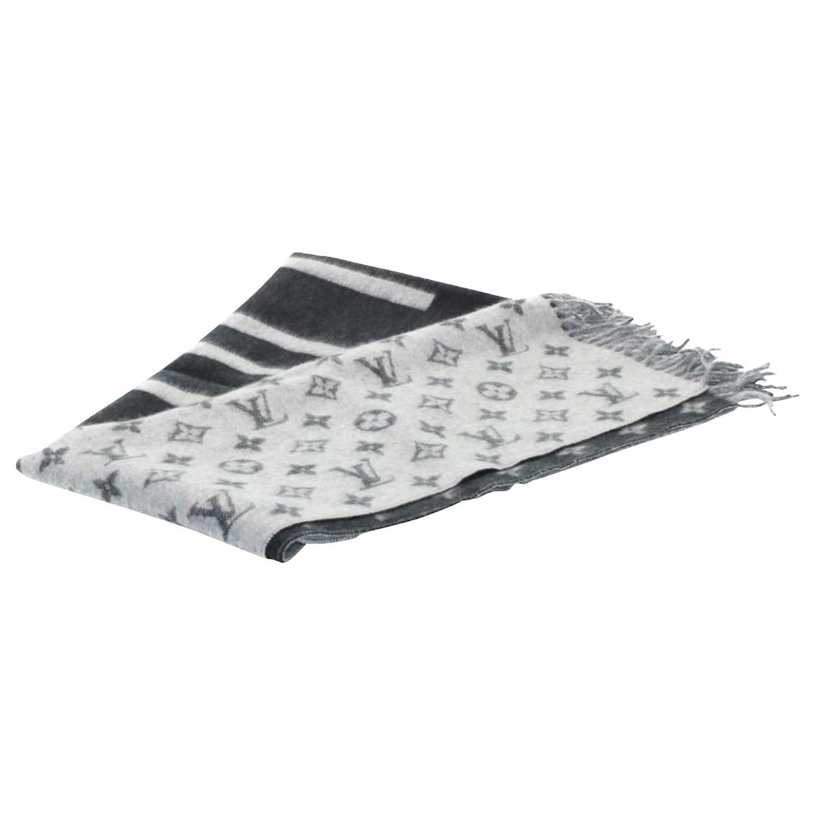louis vuitton shawl grey
