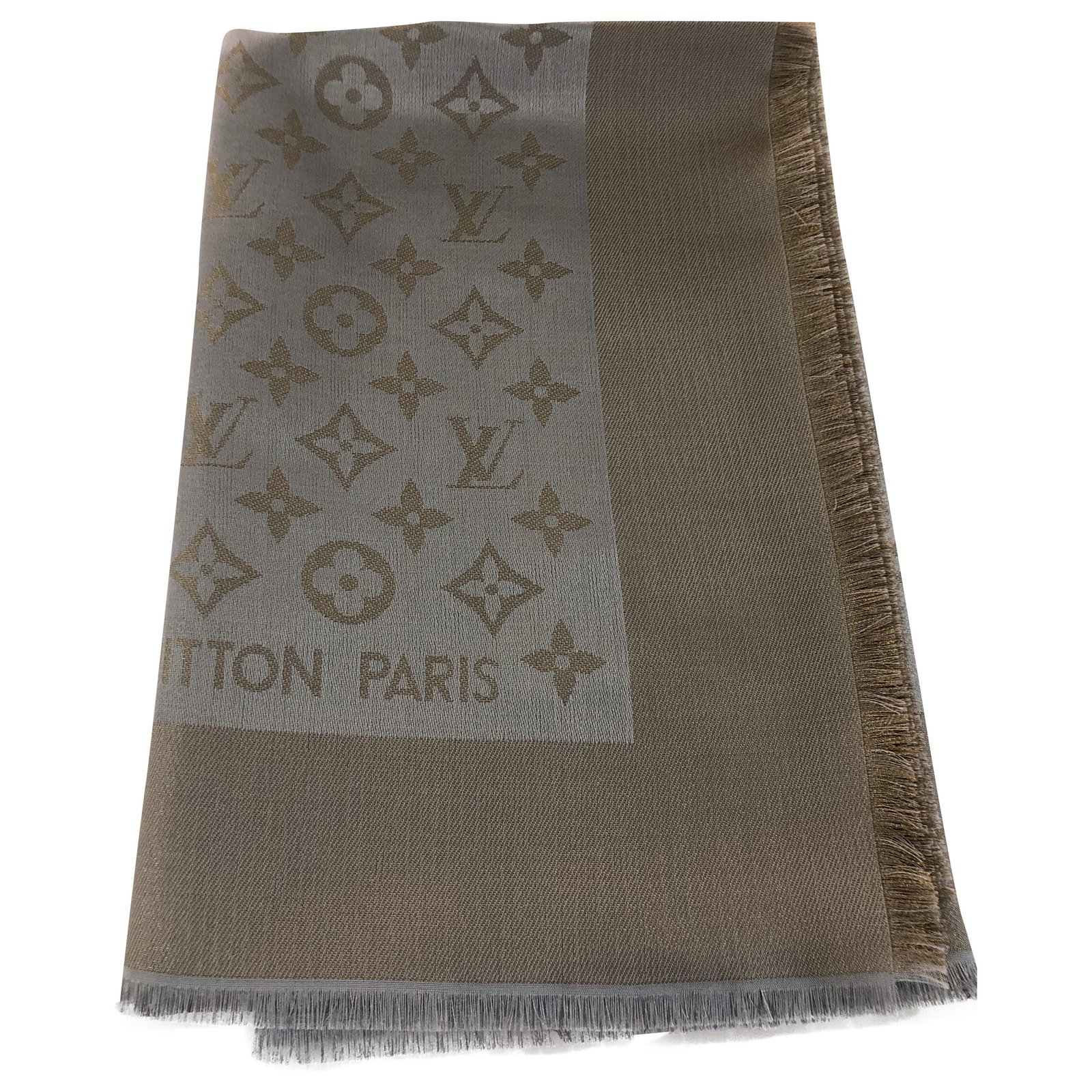 Louis Vuitton Monogram Shine Silk Wool Metal ref.212291 - Joli Closet