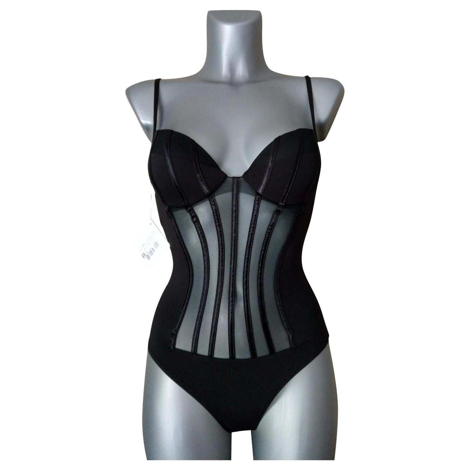 https://cdn1.jolicloset.com/imgr/full/2020/08/213865-1/la-perla-black-lycra-swimwear.jpg