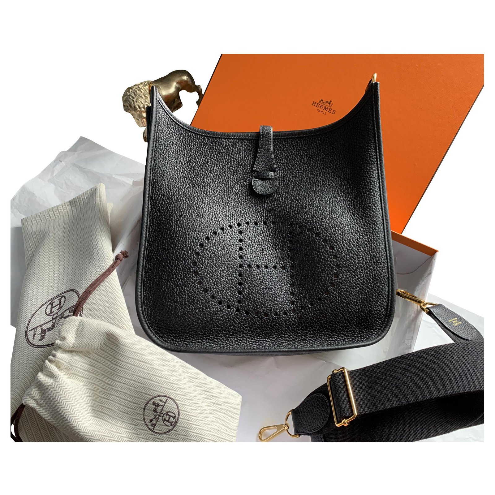 Hermès Evelyne Black Leather ref.216008 - Joli Closet