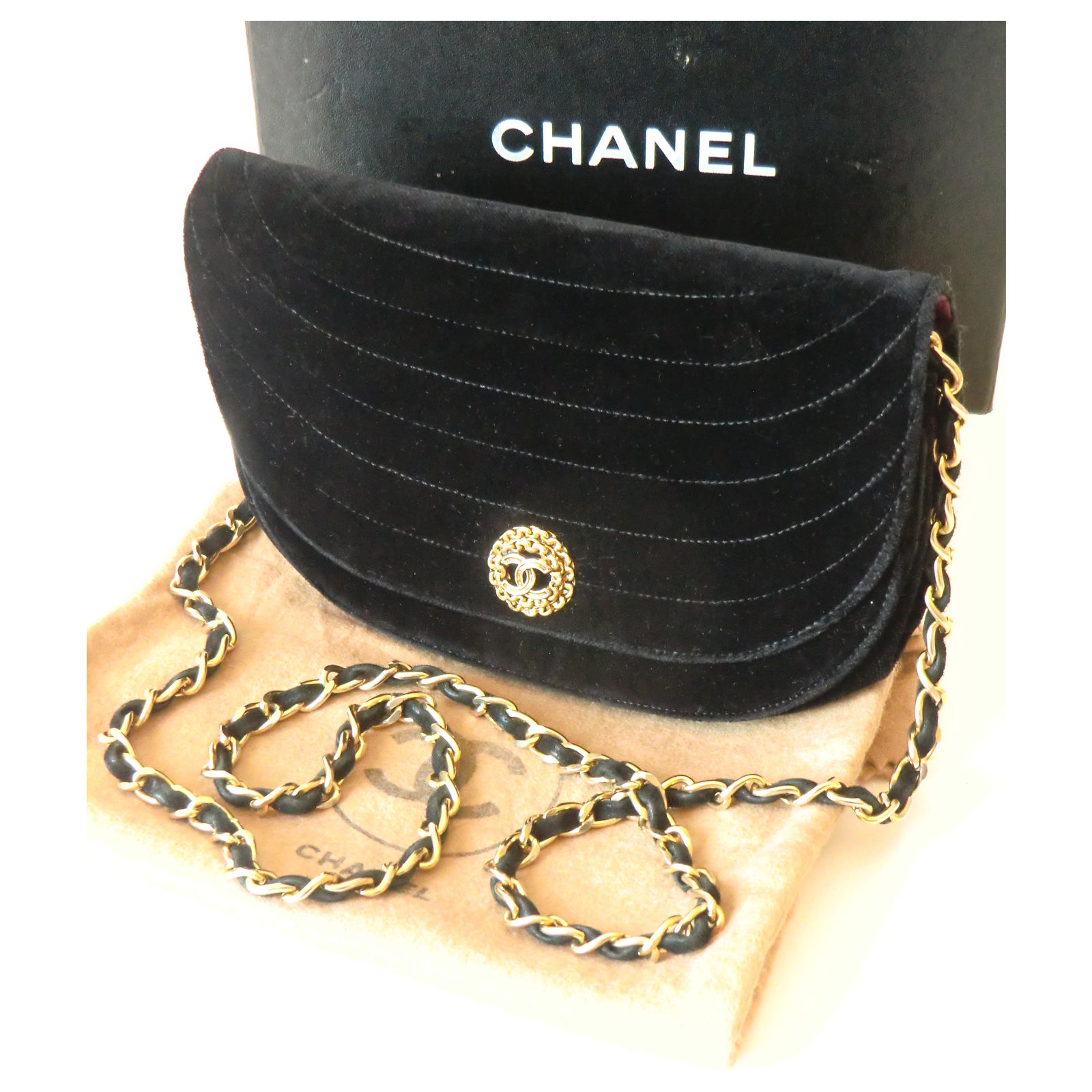 Rare Vintage Chanel Bag in Velvet Black  - Joli Closet