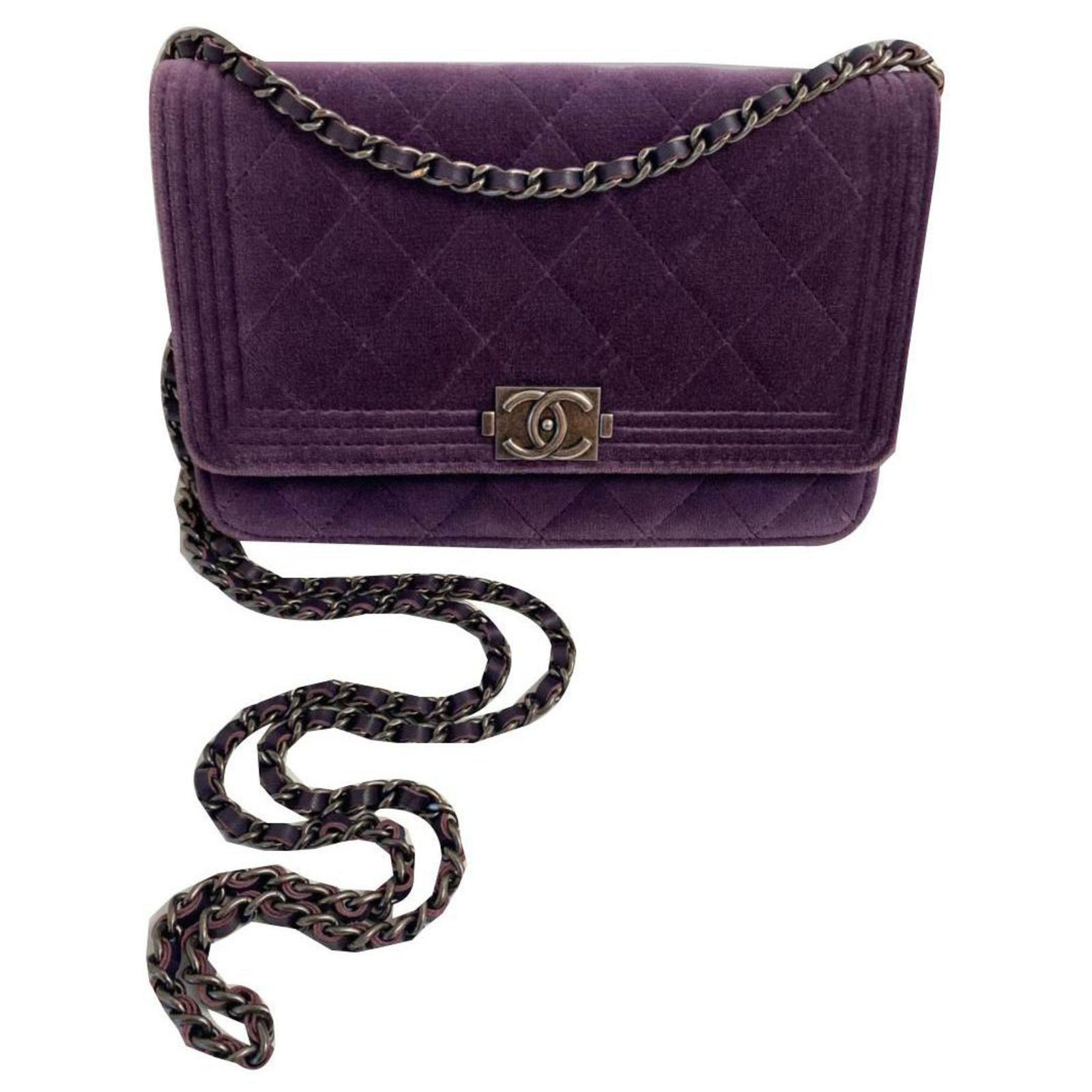 Chanel 22S Purple Pearl Crush Wallet with chain  Luxury Bags  Wallets on  Carousell