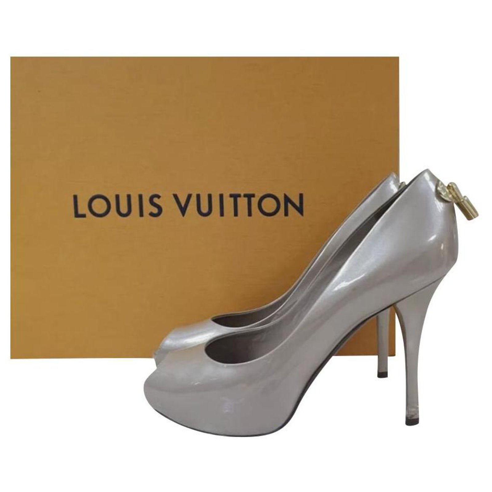 Louis Vuitton Heels Sparkle