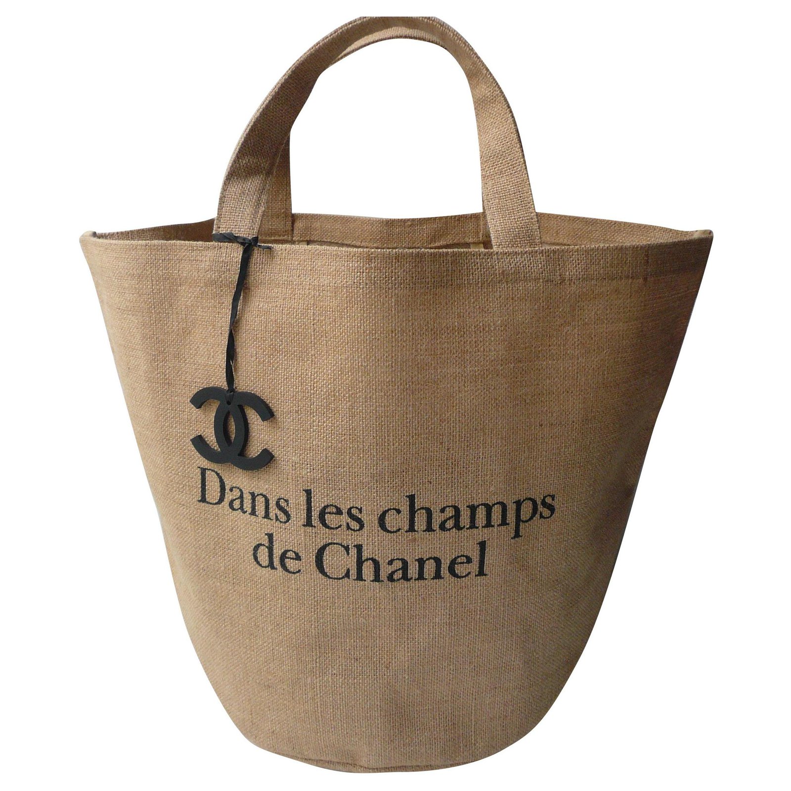 CHANEL New “In the Fields” fashion show collector bag LARGE MODEL Beige  Cloth ref.221961 - Joli Closet