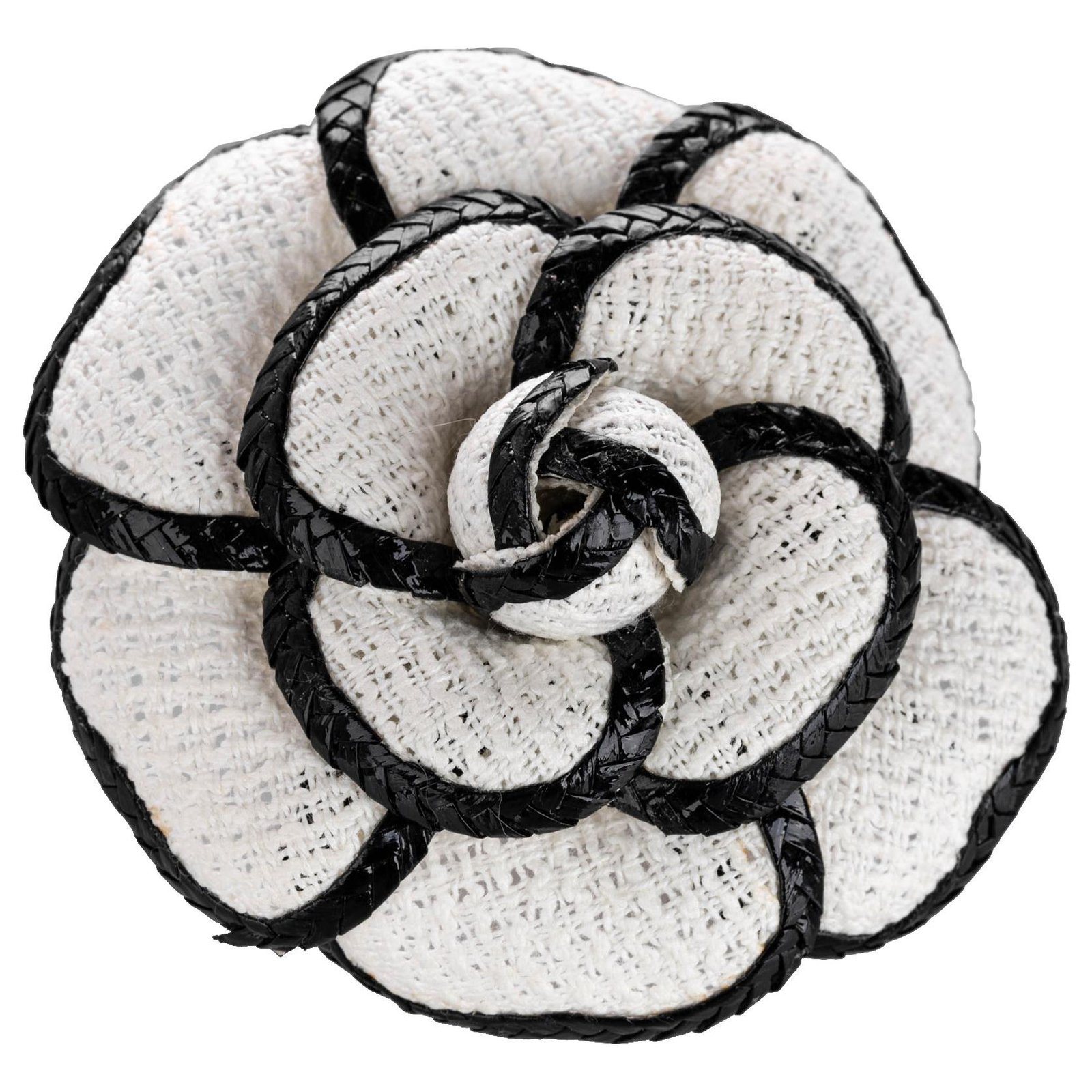 Chanel White Camellia Brooch Black Cotton Cloth ref.224988 - Joli Closet