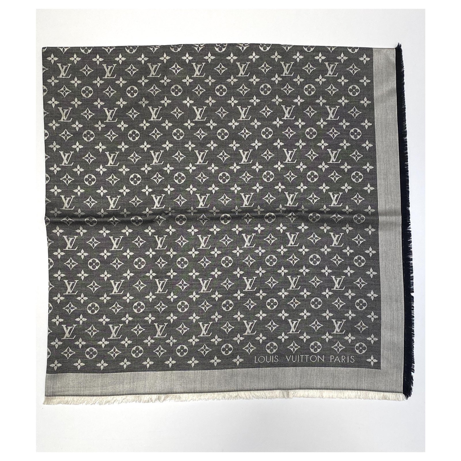 Louis Vuitton Monogram Denim 2019 Shawl - Black Scarves and Shawls,  Accessories - LOU807910