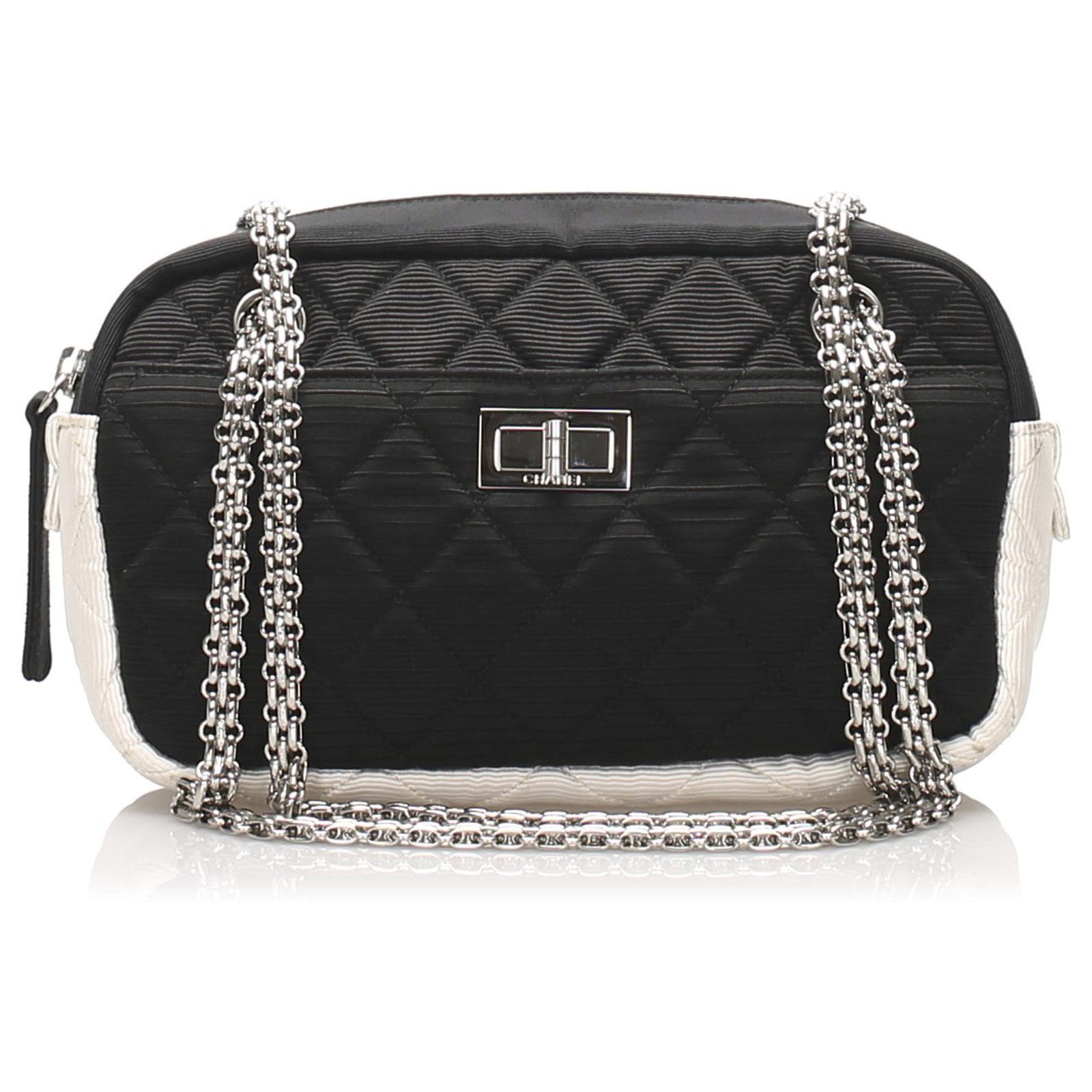 Chanel Black Matelasse Reissue Nylon Shoulder Bag White Cloth ref