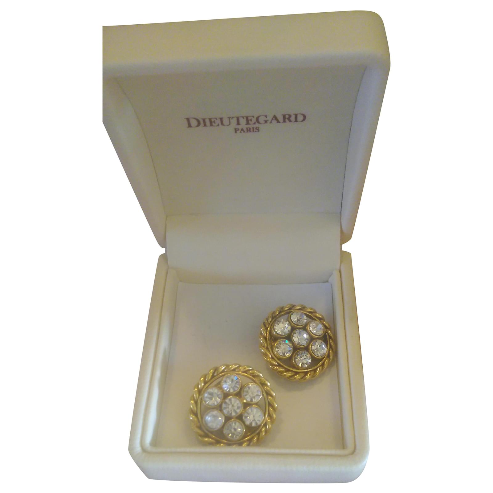 Chanel Earrings Gold hardware Metal ref.231479 Joli Closet