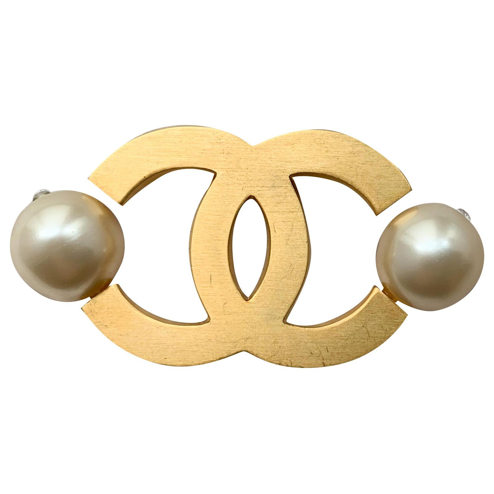 Chanel CC Faux Pearl Gold Tone Metal Brooch Chanel