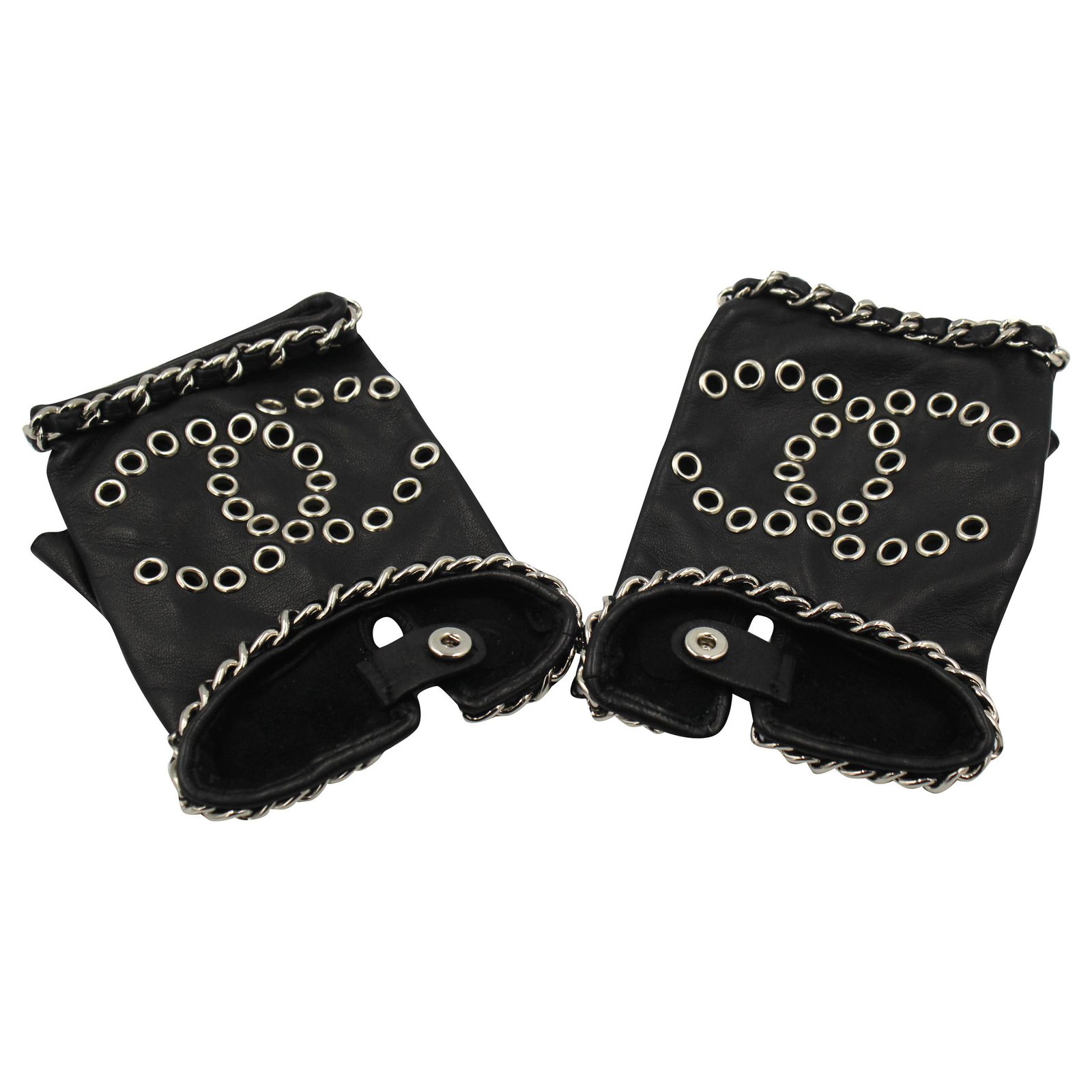 Chanel 2019 runway collection gloves Black Leather Metal ref.235839 - Joli  Closet