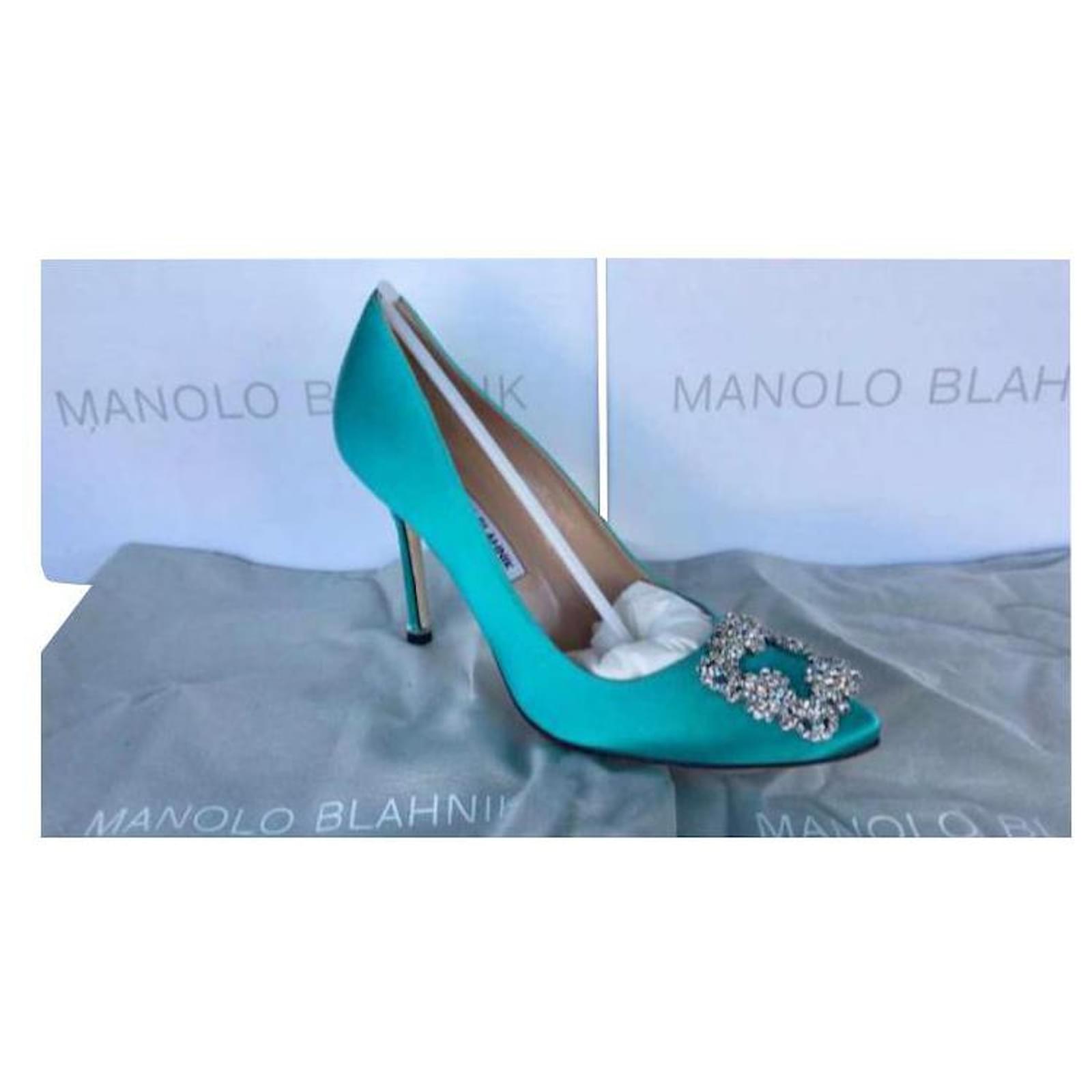 Manolo Blahnik Hangisi 105 Pompes Satin Vert clair