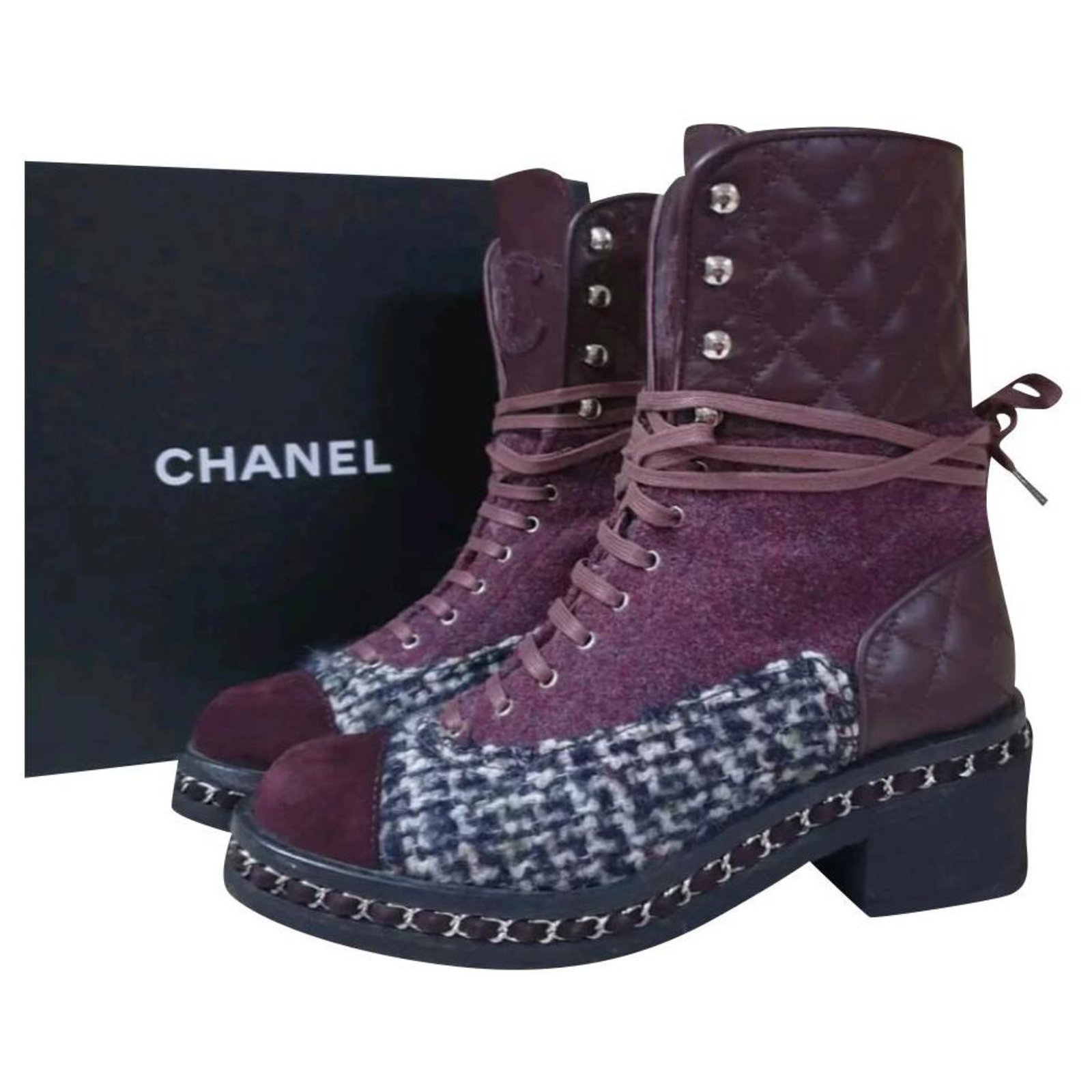 Chanel Burgundy Leather Tweed Ankle Boots Sz. 38 ref.238160 - Joli Closet