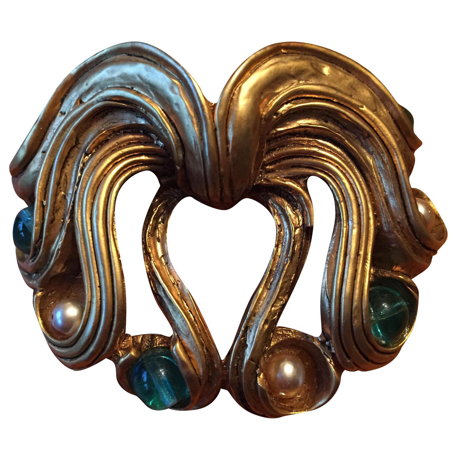 Imposing Claire Deve brooch