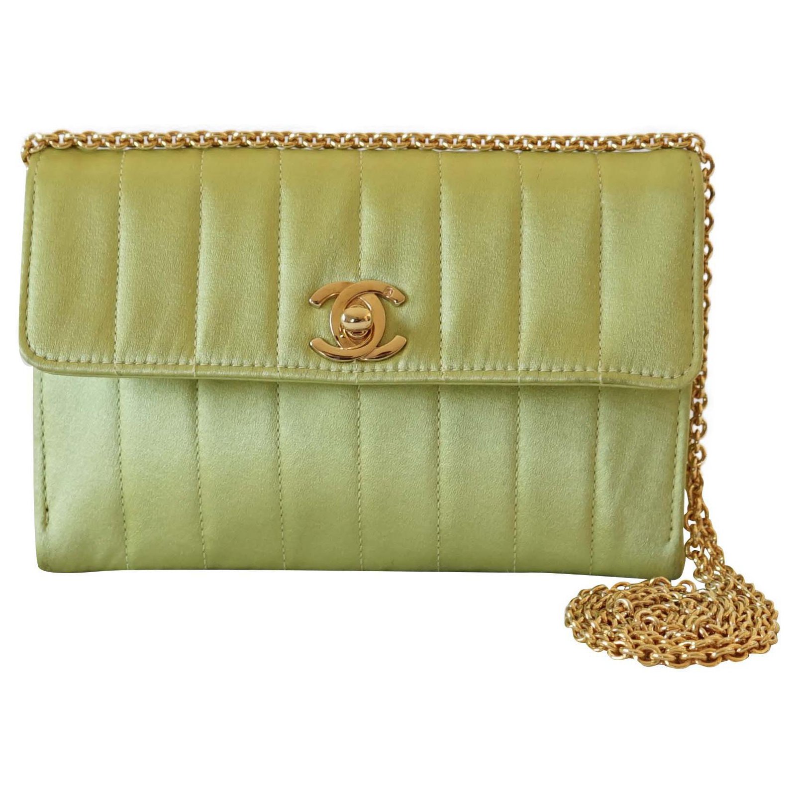 Chanel Handbags Light green Silk ref.240227 - Joli Closet