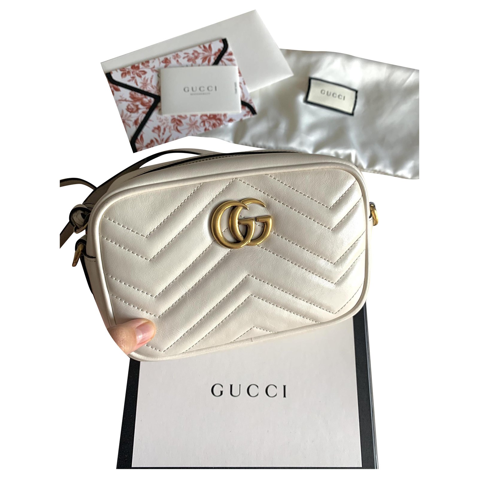 Gucci GG Marmont matelassé mini bag Cream Leather ref.241489 - Joli Closet
