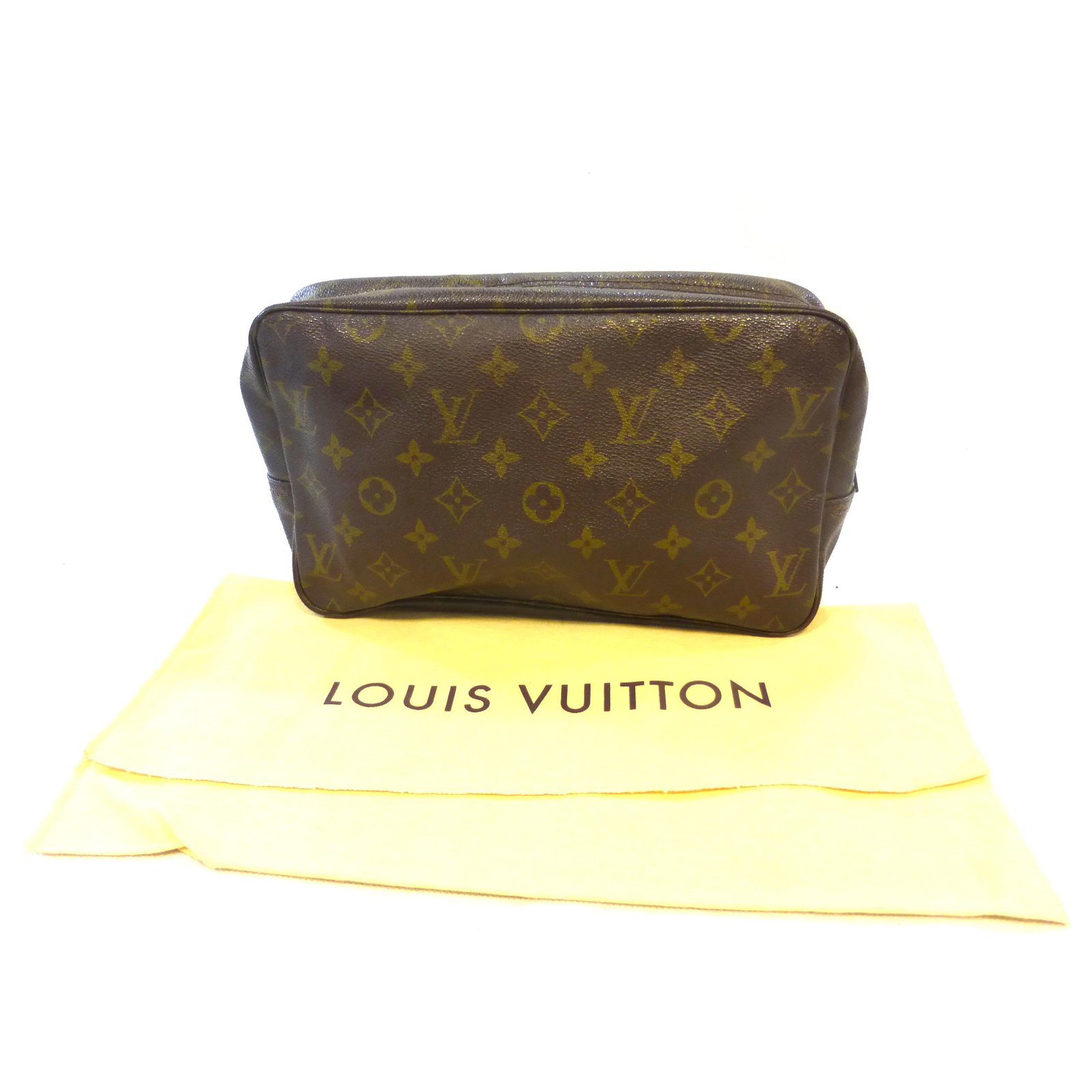 Louis Vuitton Toiletry Bag 28 Monogram Clutch Bags Leather Brown Ref 241590 Joli Closet Insane collection of louis vuitton toiletry bags, all guaranteed authentic at incredible prices. joli closet