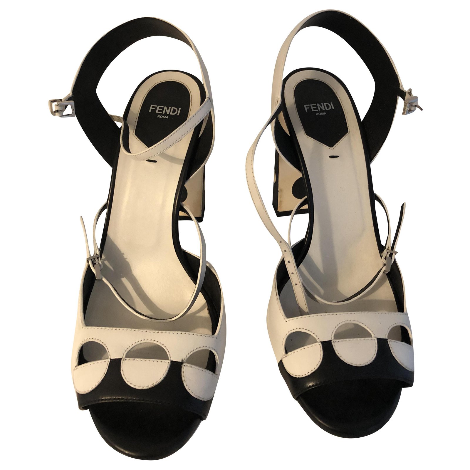 Fendi discount sandals 2020