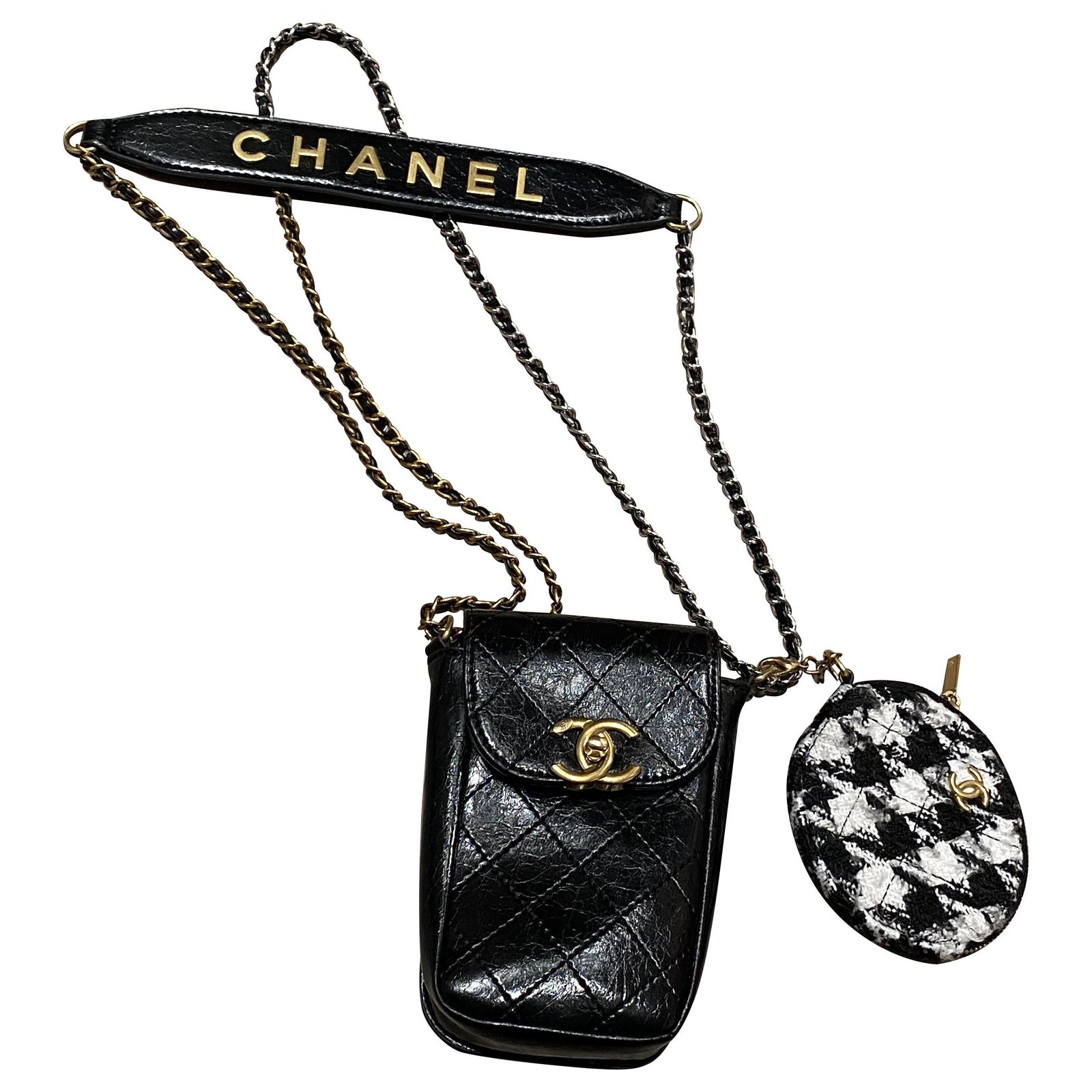Chanel Clutch bags Black White Gold hardware Tweed Leatherette ref.245915 -  Joli Closet