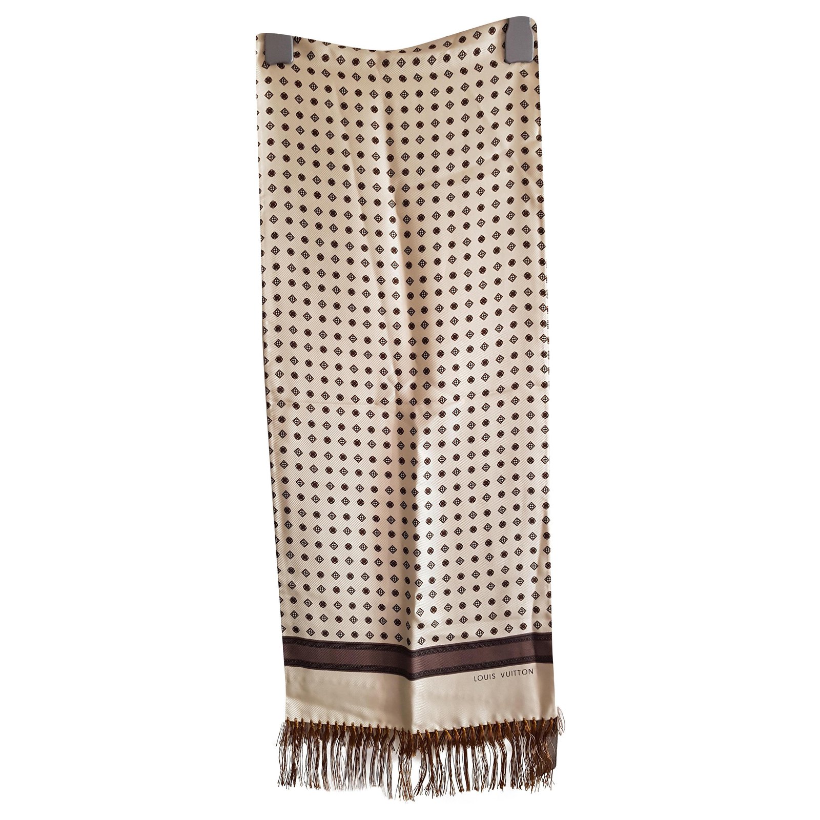 Louis Vuitton Scarves Beige Dark brown Satin ref.246703 - Joli Closet