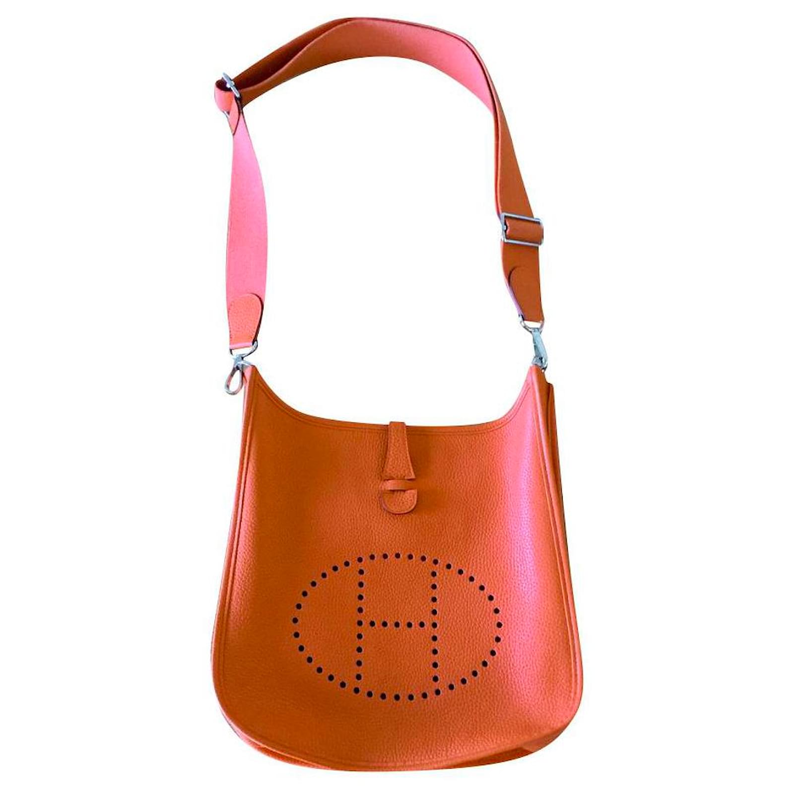 Bolso Hermès Evelyne Naranja Cuero ref.247650 - Joli Closet