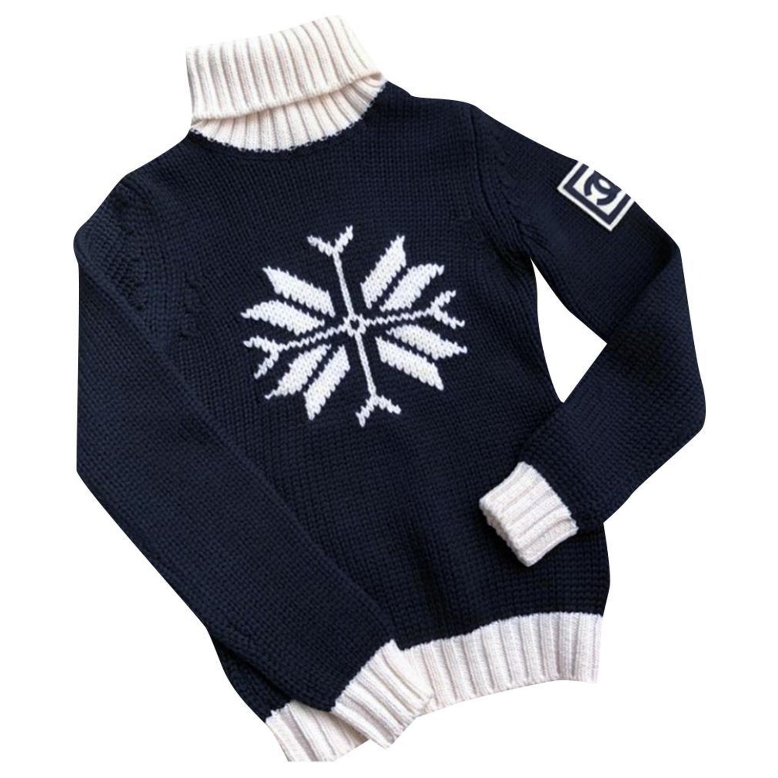 Chanel CC Snowflake sweater Black Wool ref.248927 - Joli Closet
