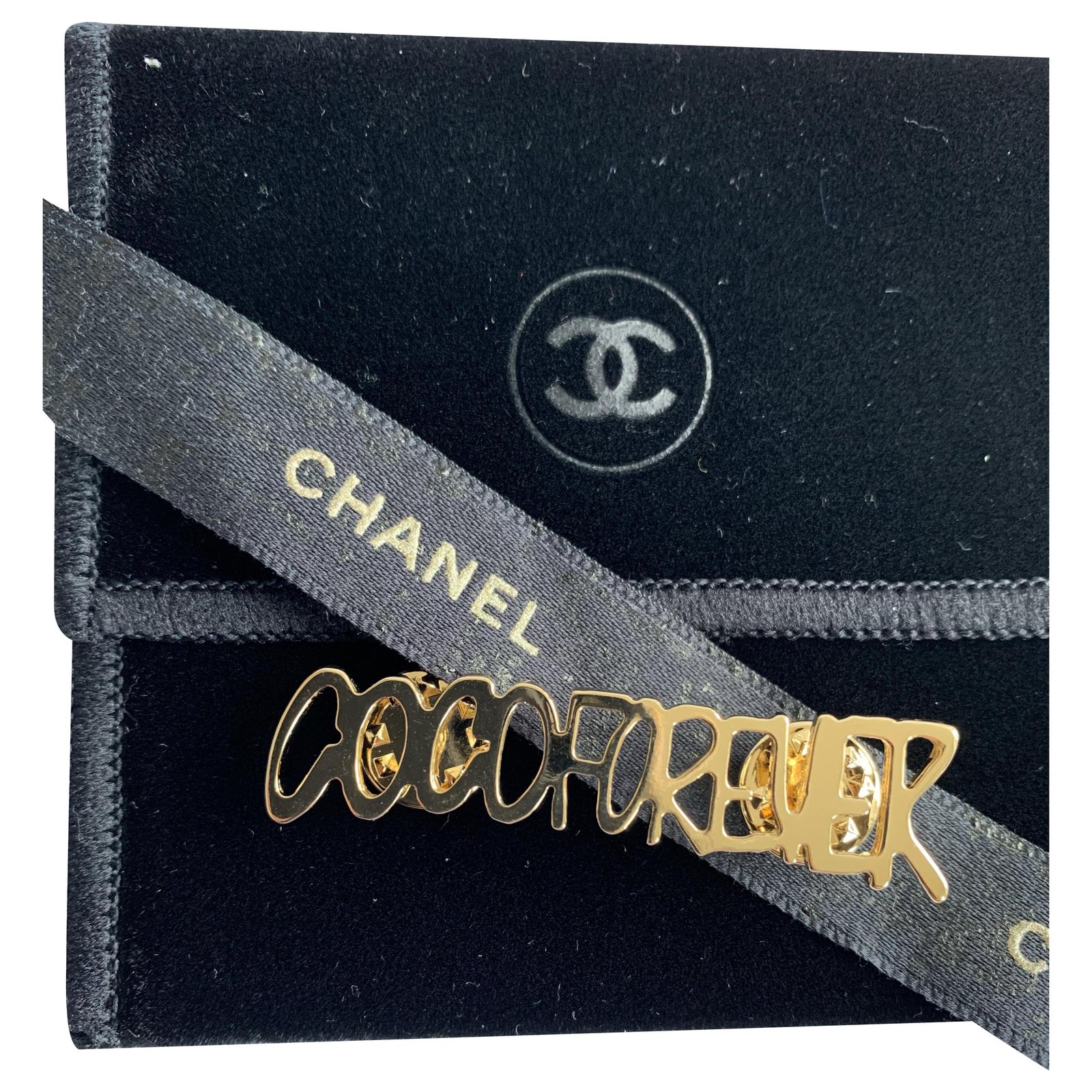 Chanel Pins And Brooches Golden Metal Ref253115 Joli Closet