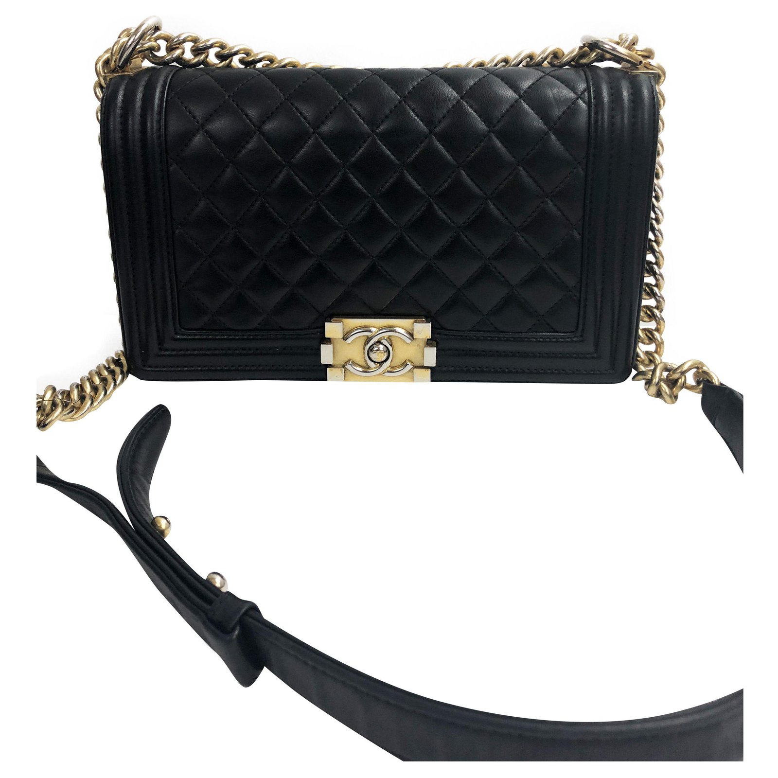 Chanel boy black smooth leather ref.258258 - Joli Closet