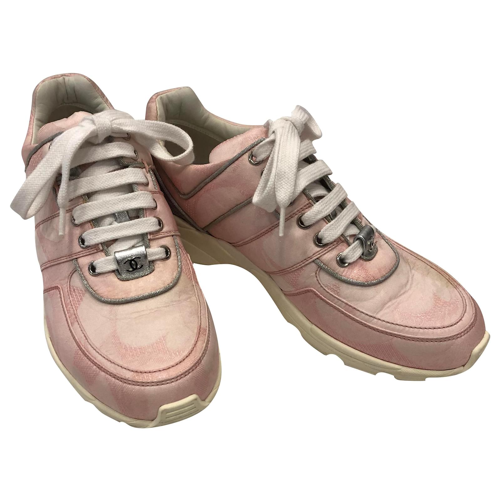 Chanel Scarpe da ginnastica Rosa Tela ref.260334 - Joli Closet