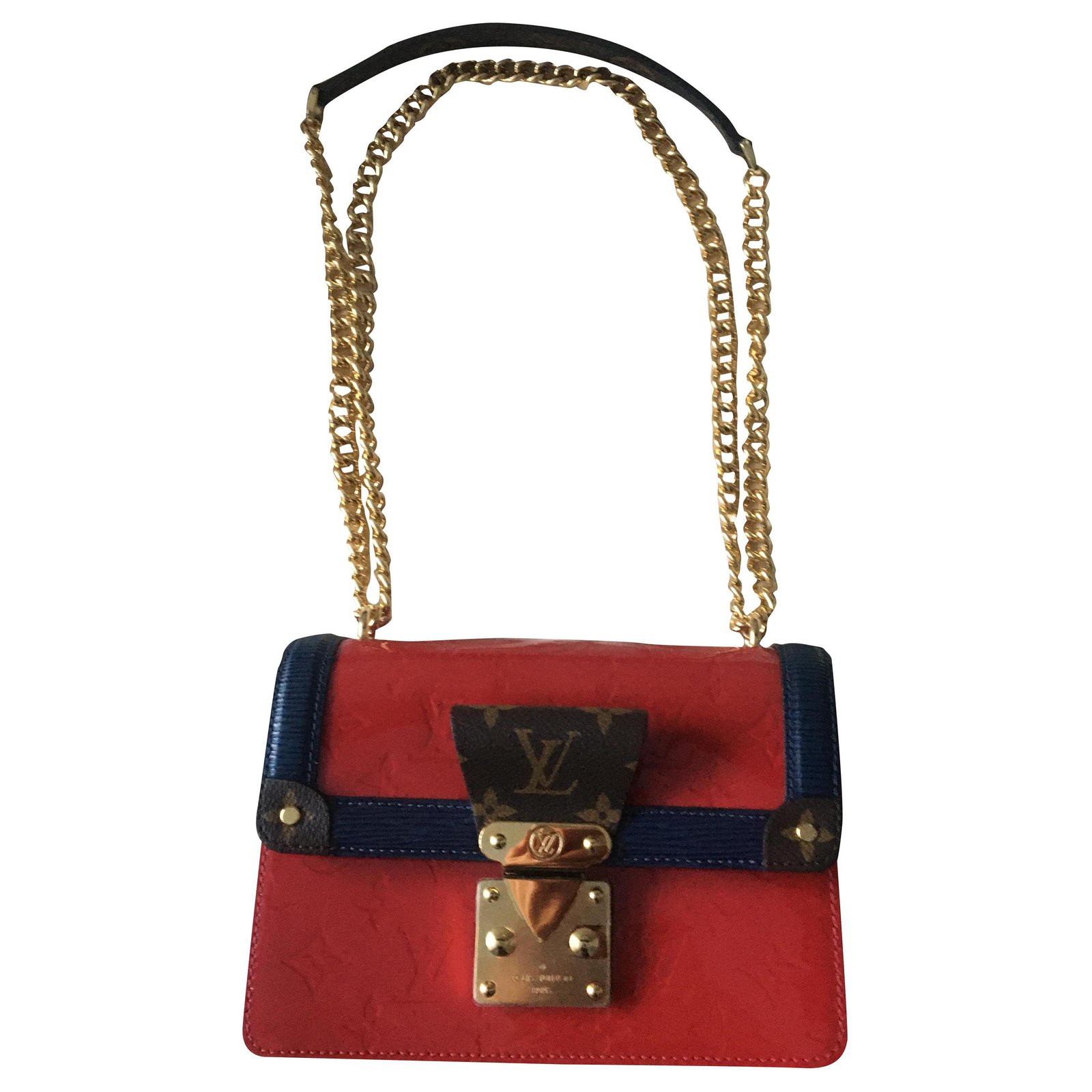 Louis Vuitton Wynwood Monogram Vernis Leather Crossbody Bag Red
