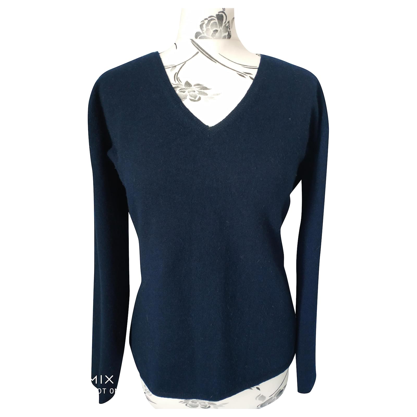 malo cashmere sweater