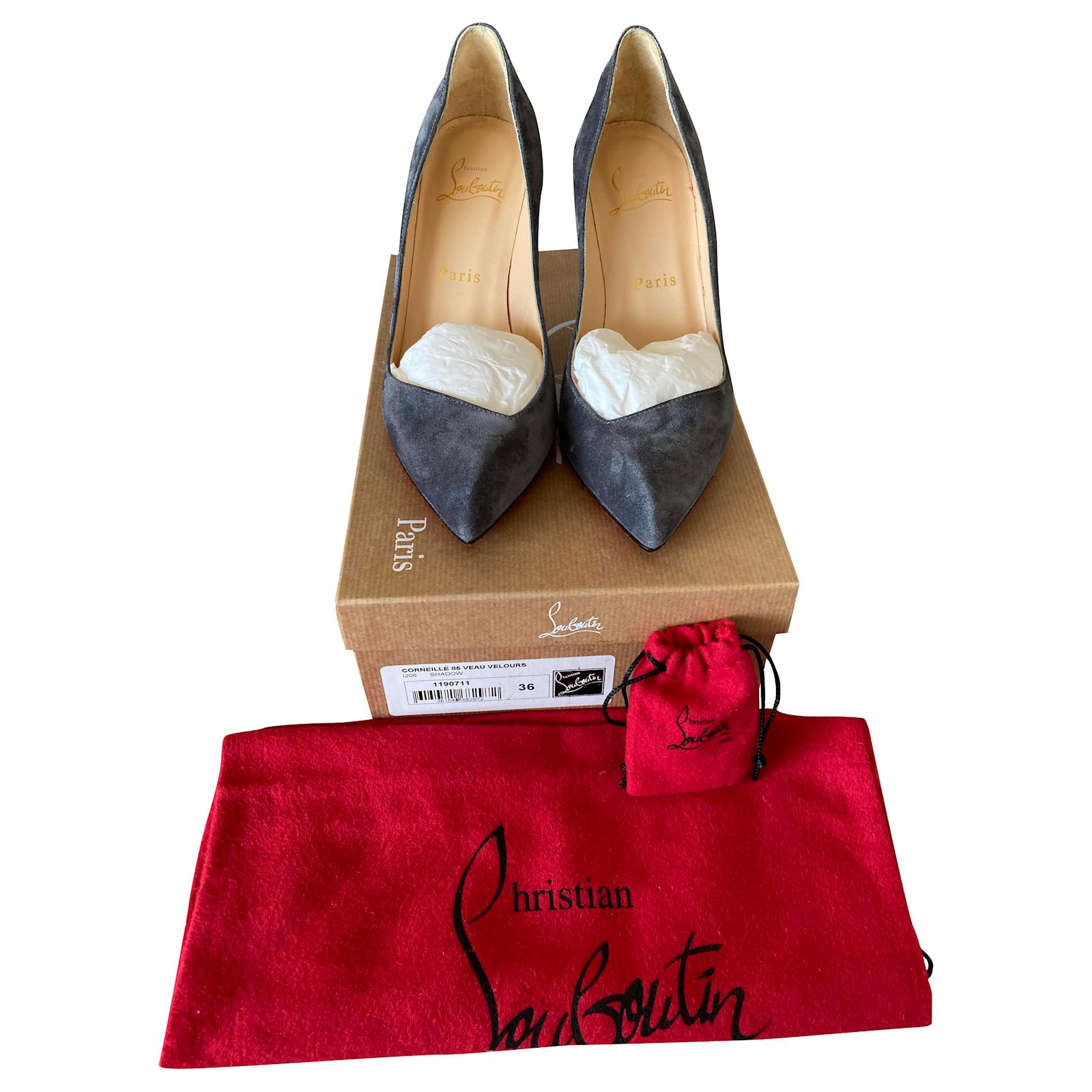 Christian Louboutin CUERVO Gris ref.269307 - Joli Closet