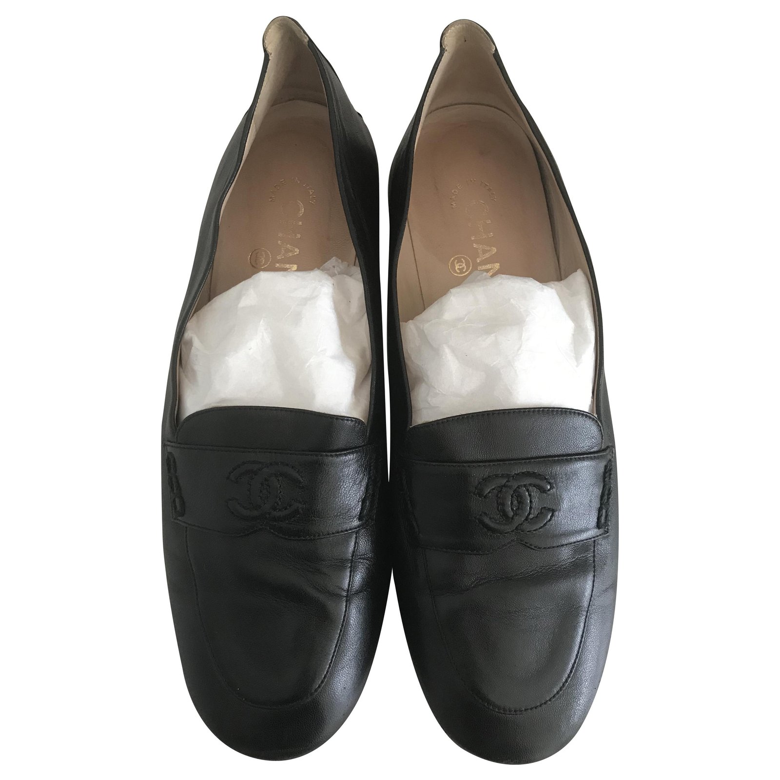 Chanel Leather loafers Black ref.273070 - Joli Closet