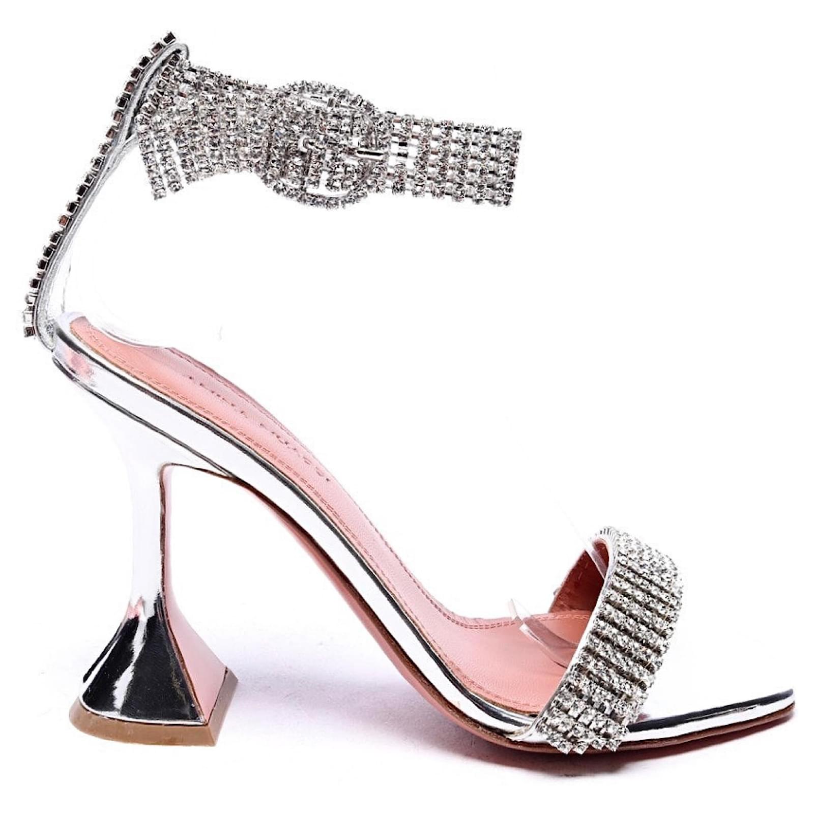 Amina Muaddi Sandalias Plata Cuero ref.274518 - Joli Closet