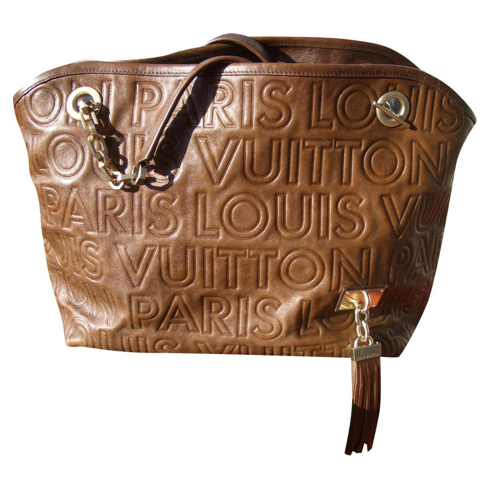 Louis Vuitton whisper Light brown Lambskin ref.277461 - Joli Closet