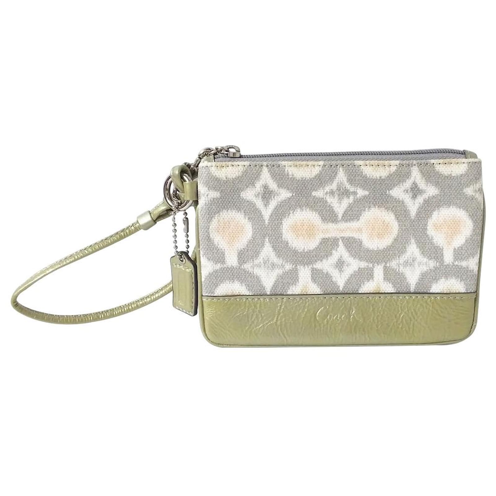 pochette coach