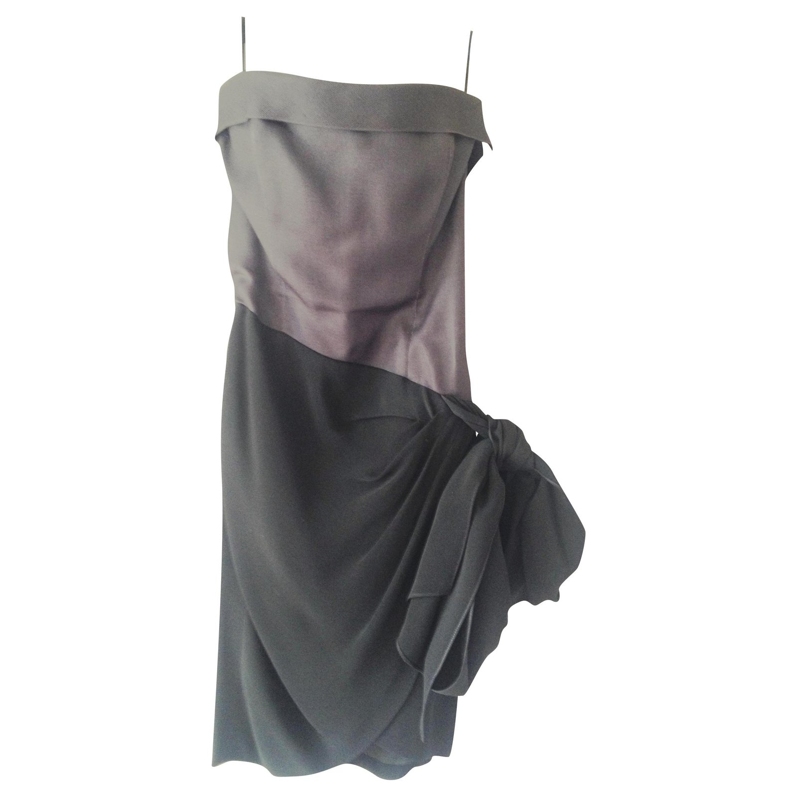 Femmes Vêtements Robes Pour occasions Robes de soirée Yves Saint Laurent Robes de soirée Robe noir Yves Saint Laurent 